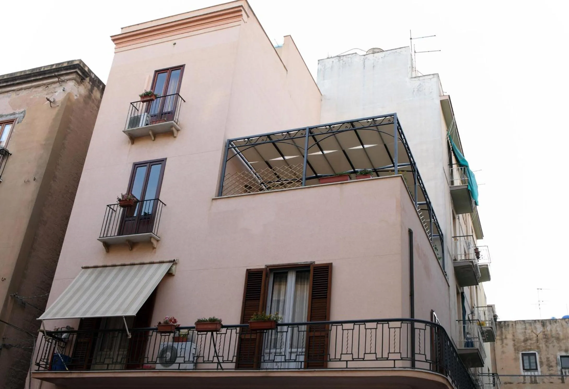 Property building in B&B La Terrazza Sul Porto