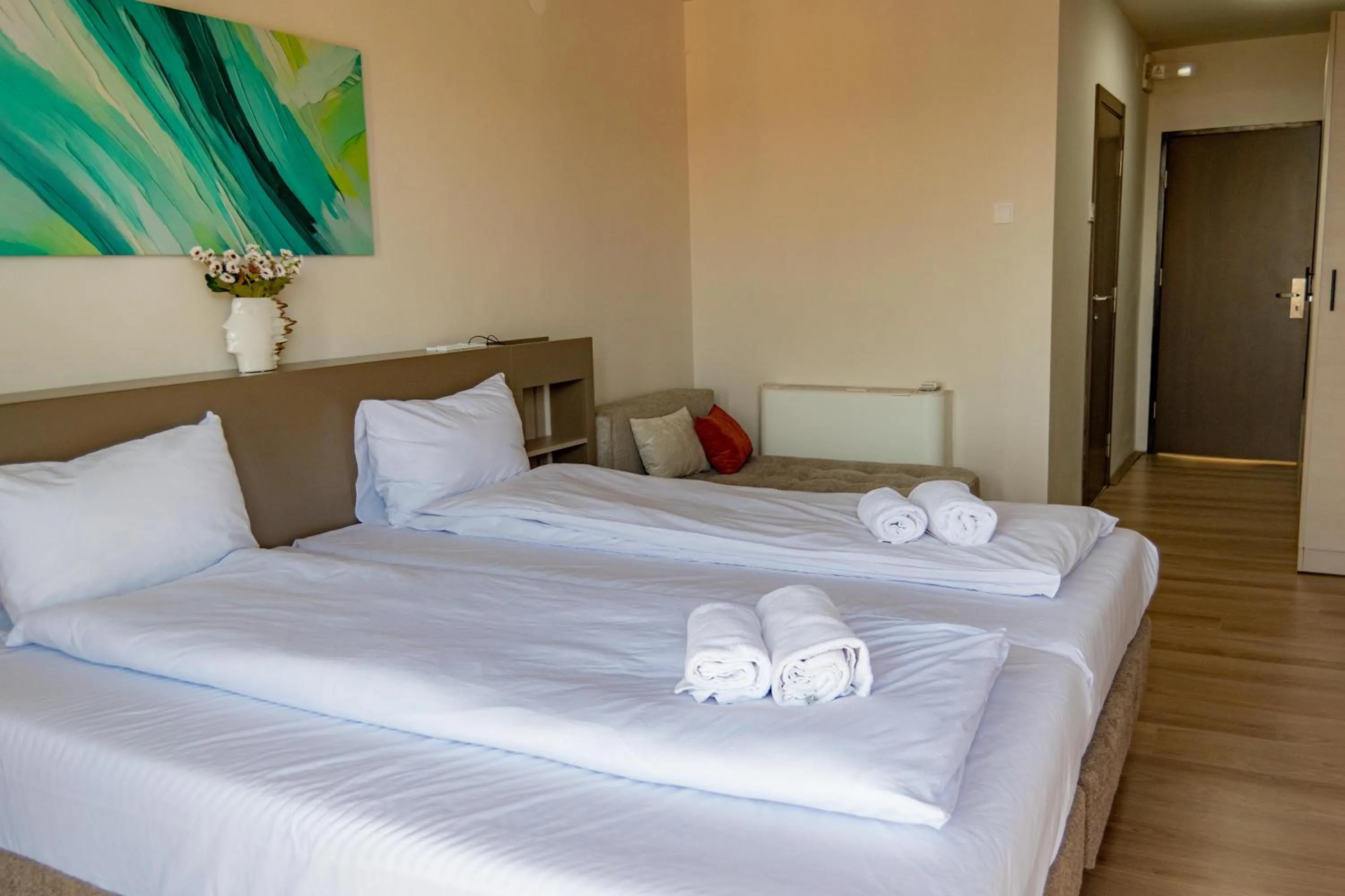 Bed in Hotel Montana SPA