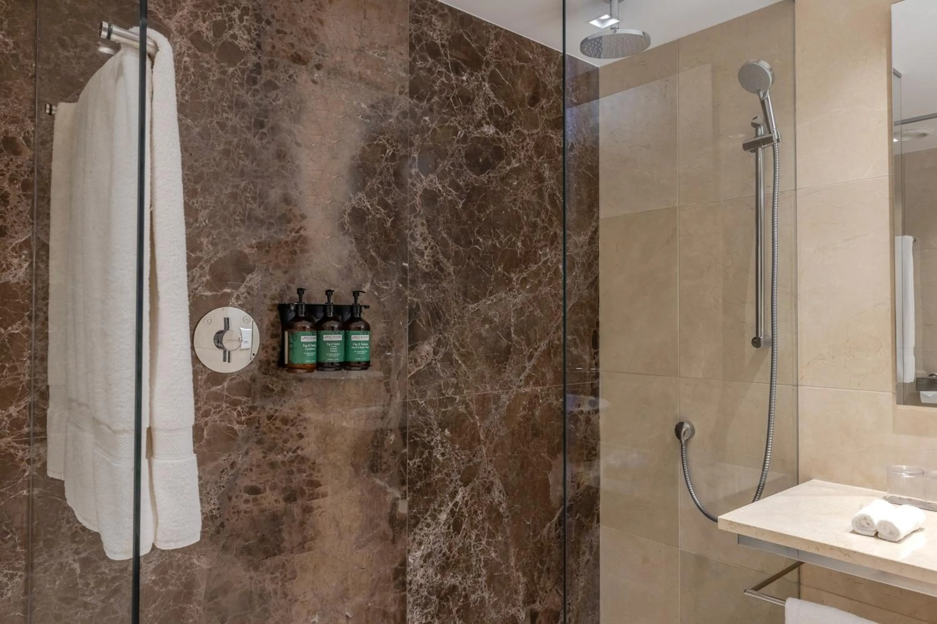 Bathroom in Crowne Plaza Porto by IHG