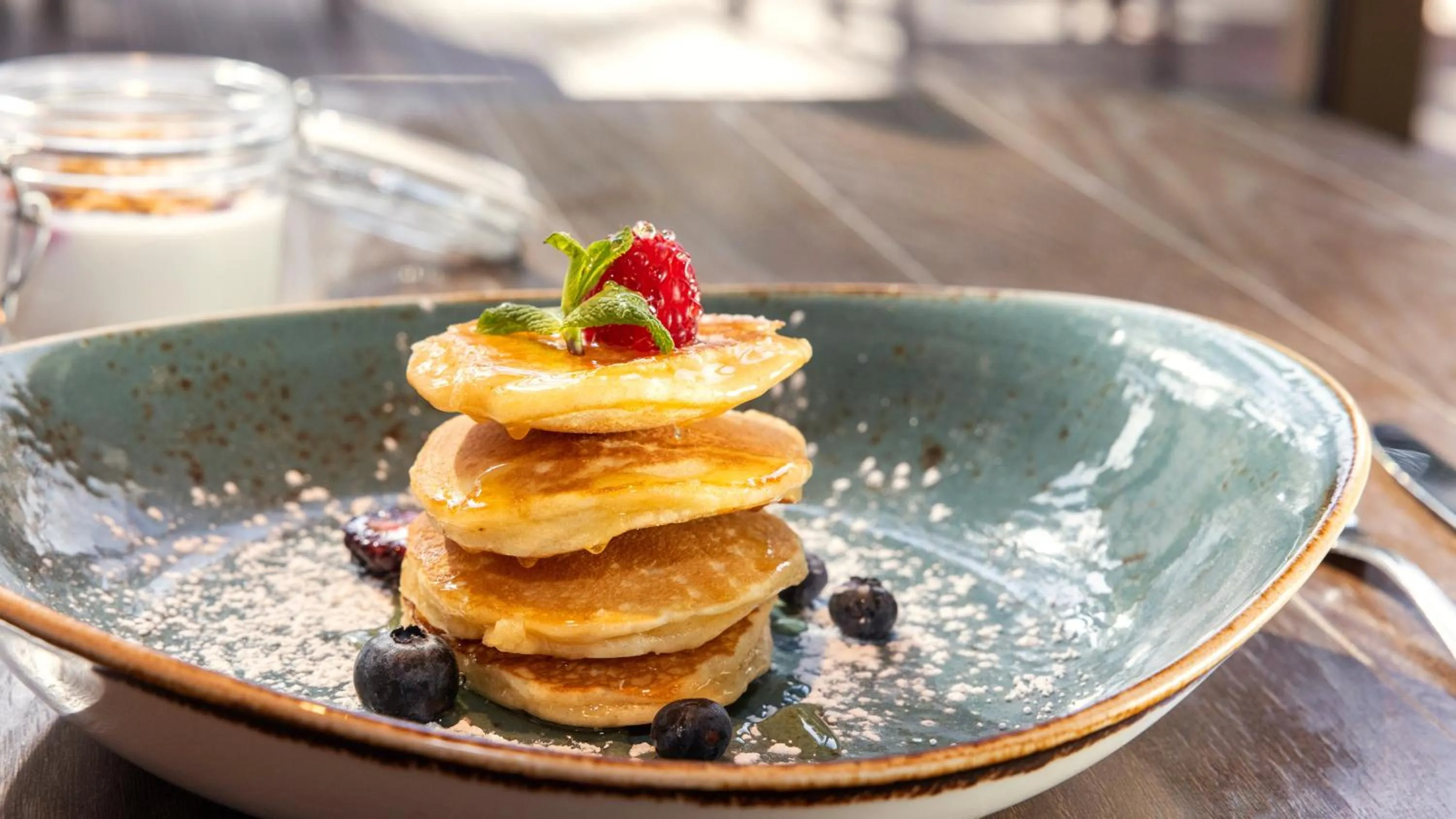 Restaurant/places to eat in Crowne Plaza Porto by IHG