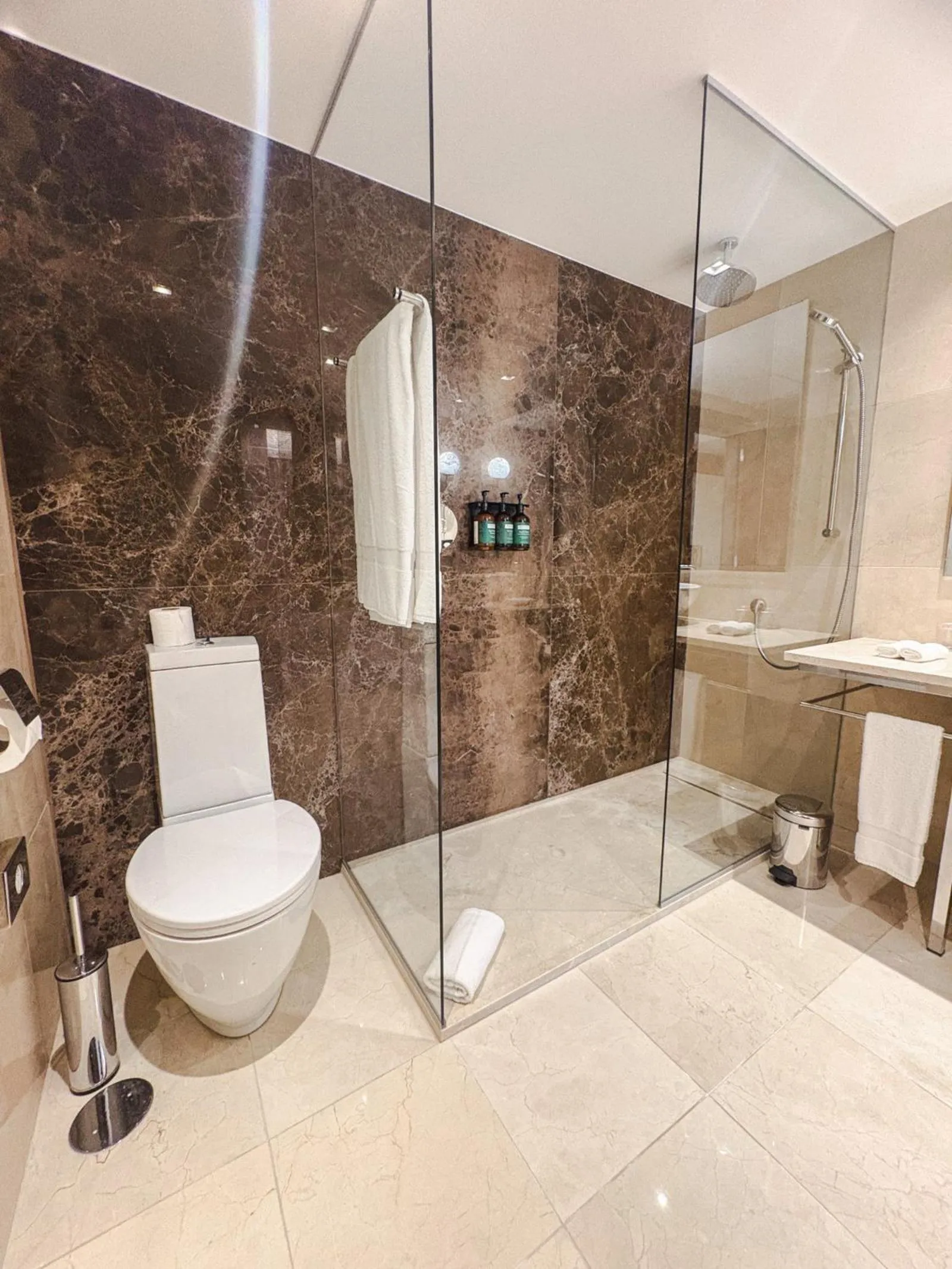 Photo of the whole room in Crowne Plaza Porto by IHG