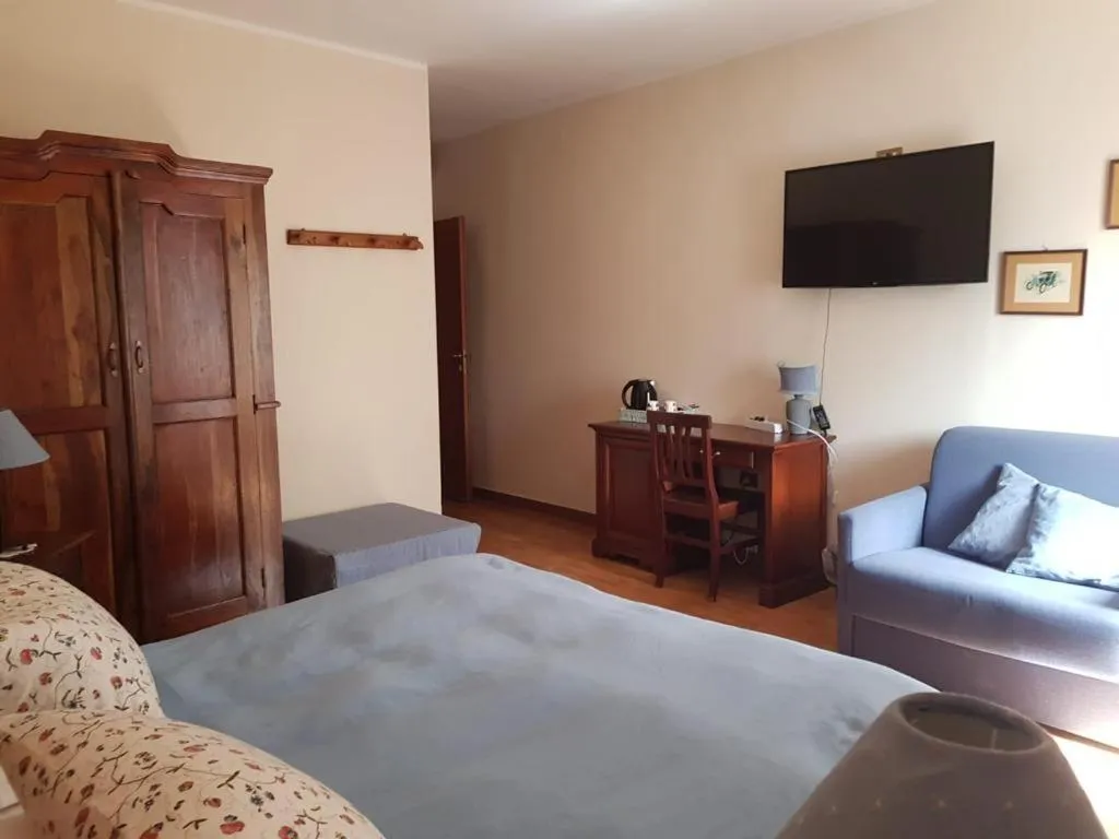 TV and multimedia, Bed in B&B La Piazzetta