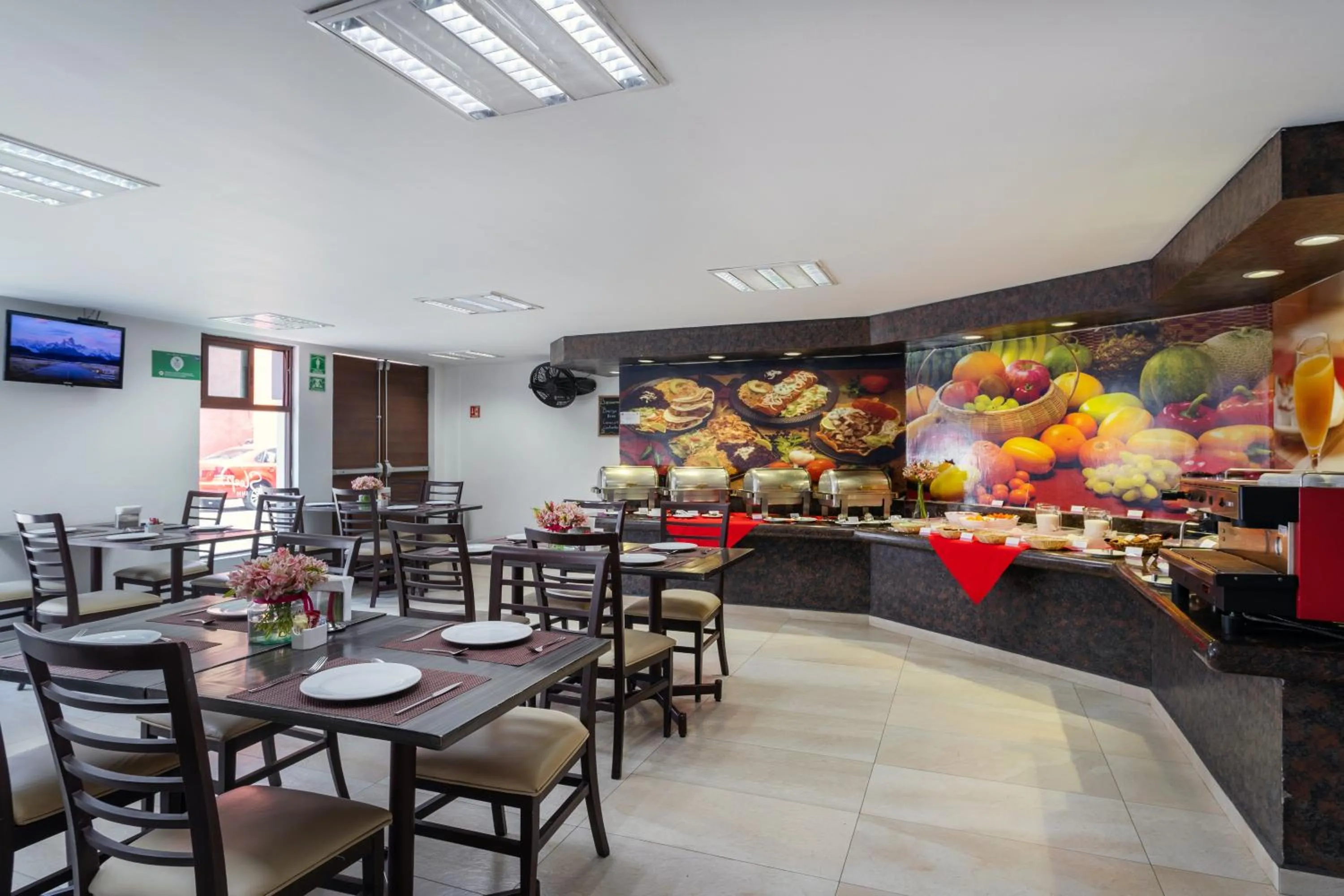 Restaurant/places to eat in Sleep Inn Puebla Centro Hist rico