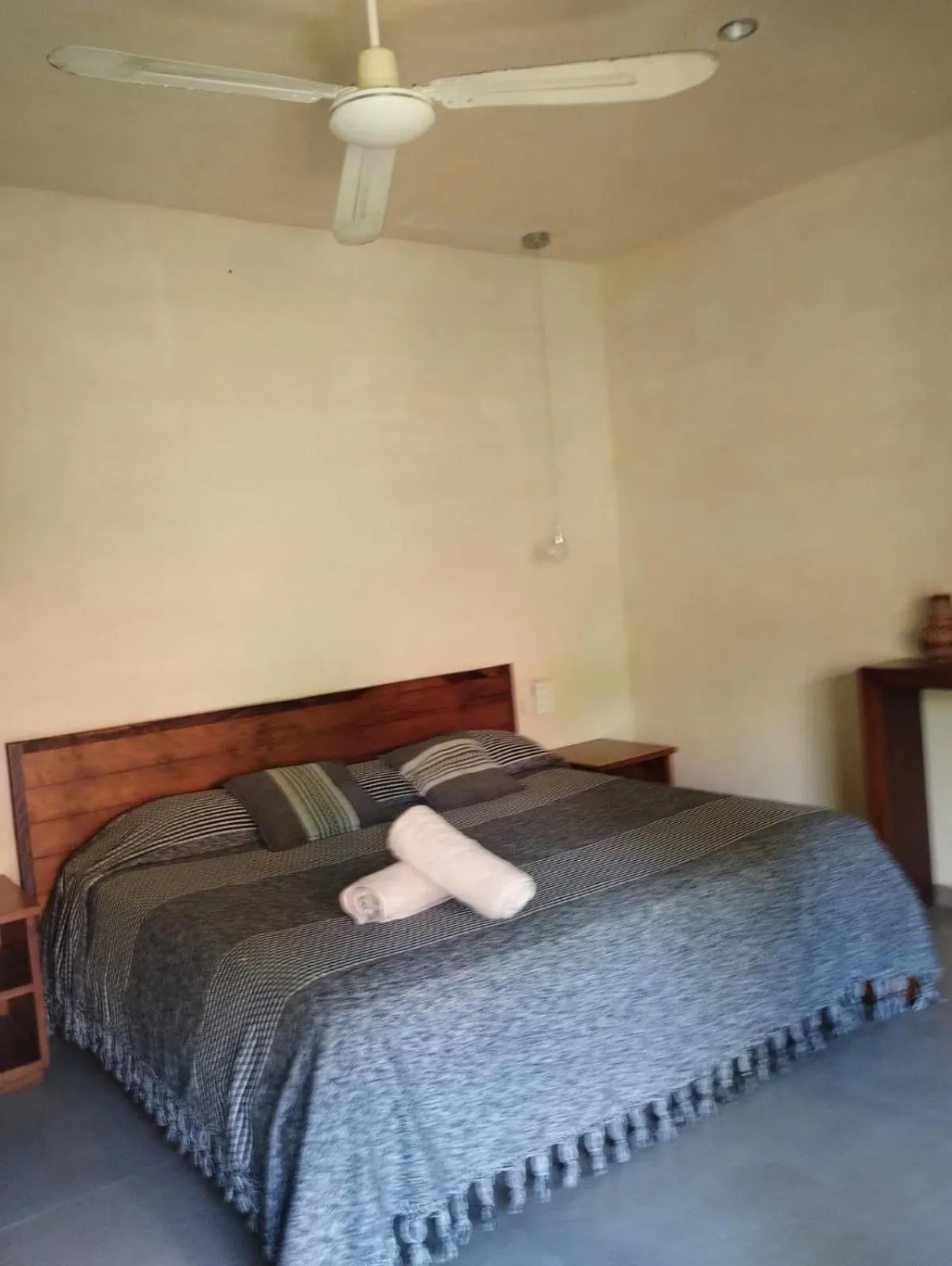 Bedroom, Bed in Hotel Uolis Nah