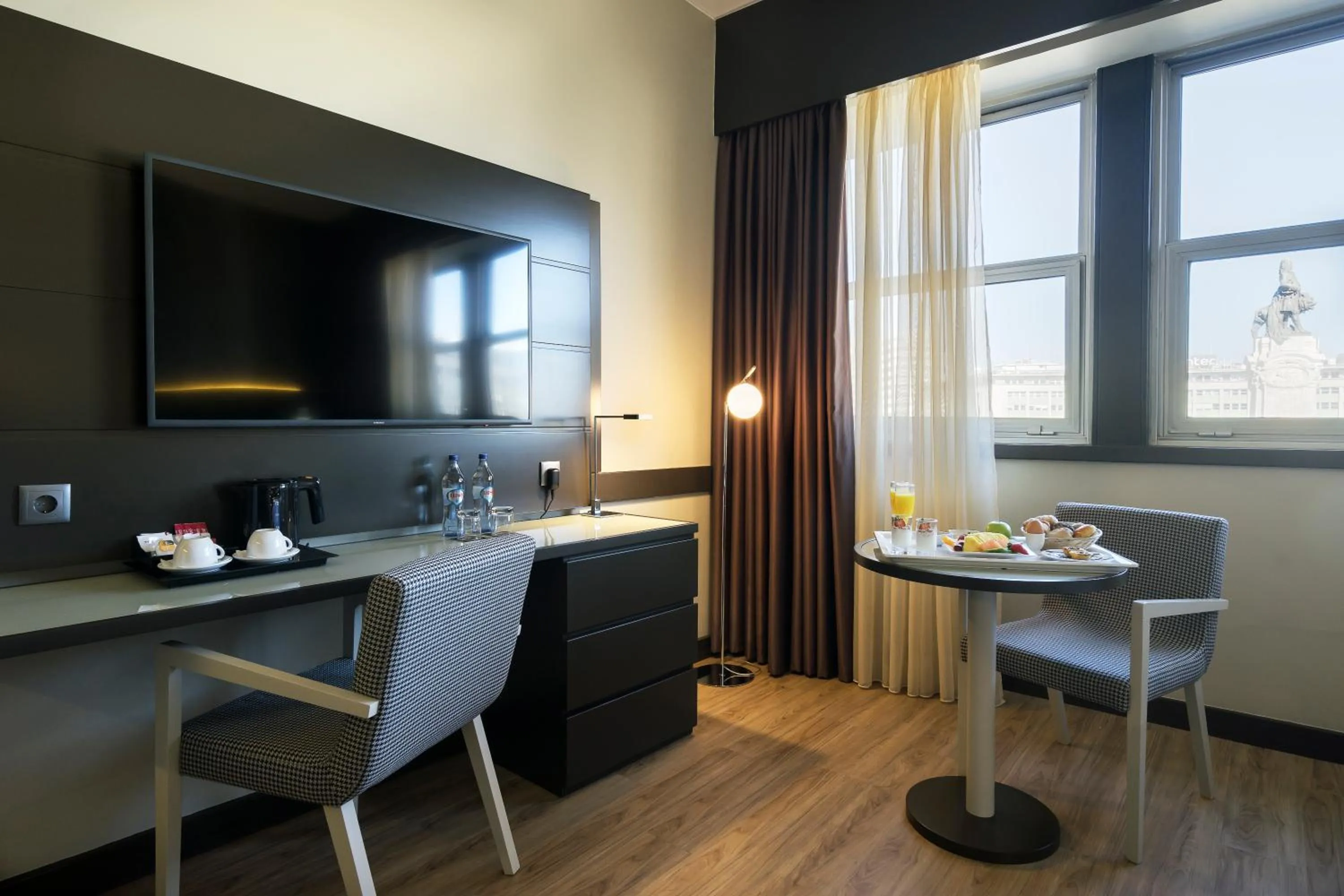 TV and multimedia in HF Fénix Lisboa