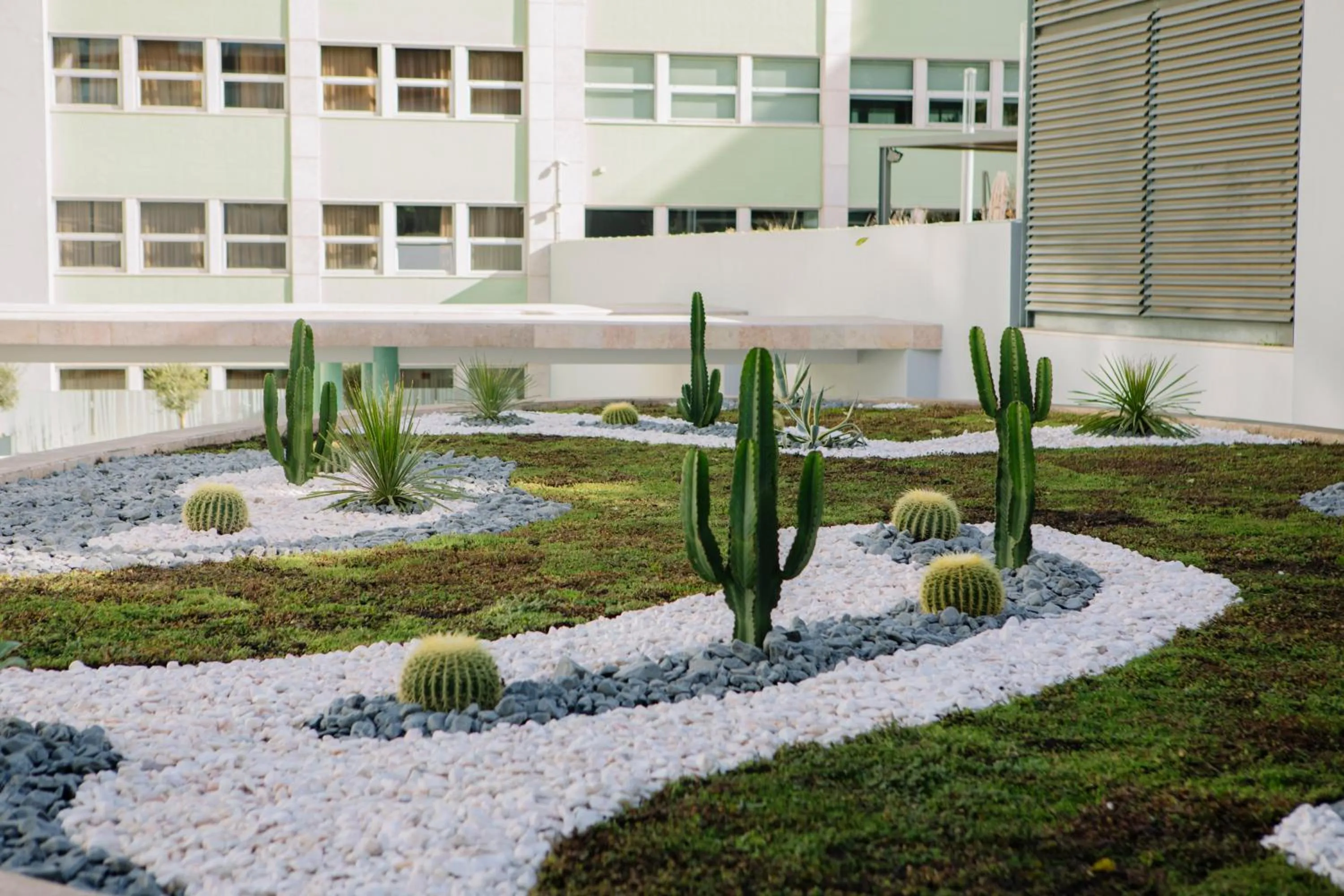 Garden in HF Fénix Lisboa