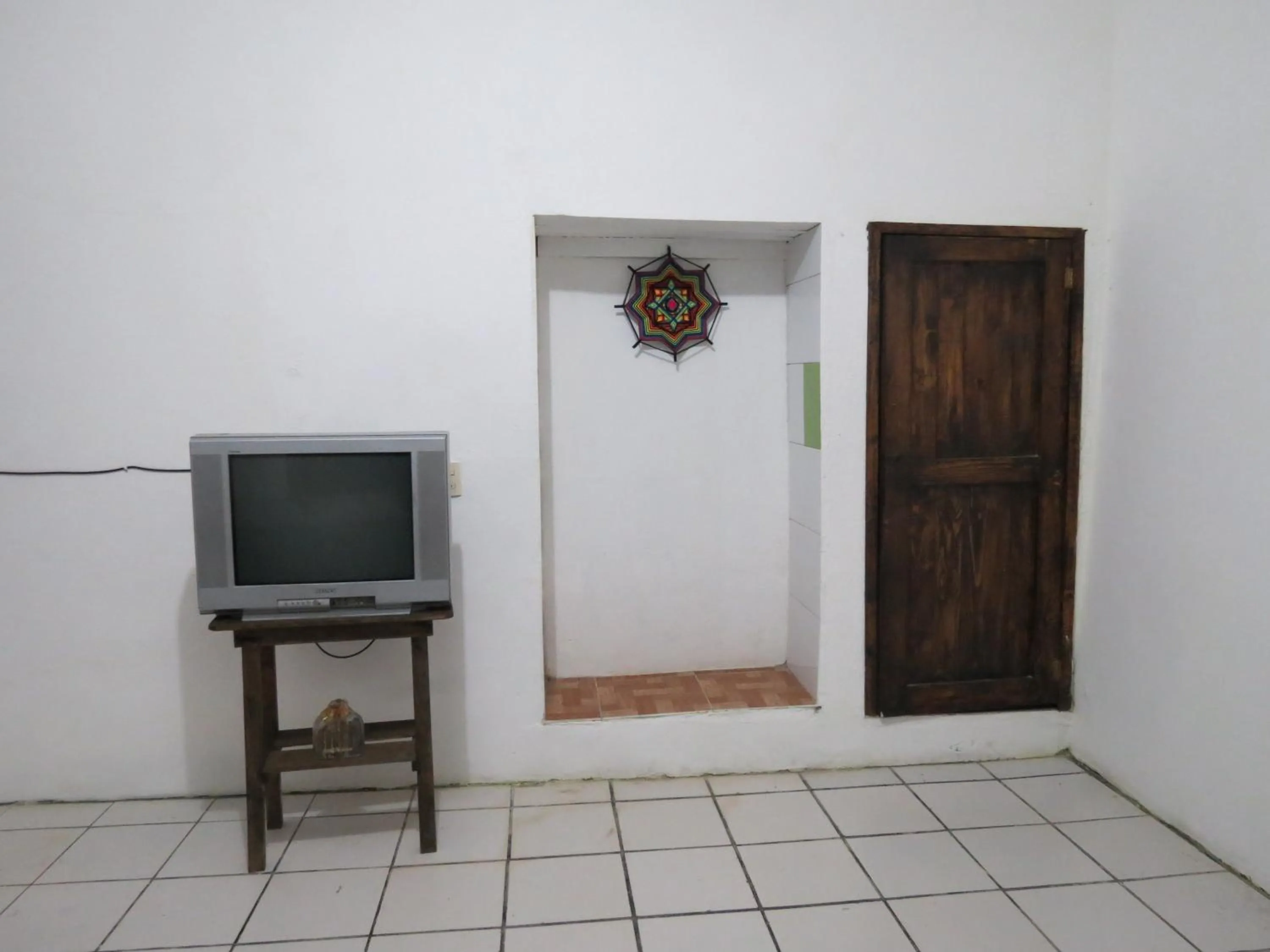 TV and multimedia, TV/Entertainment Center in Casa Verde Xilitla By Rotamundos