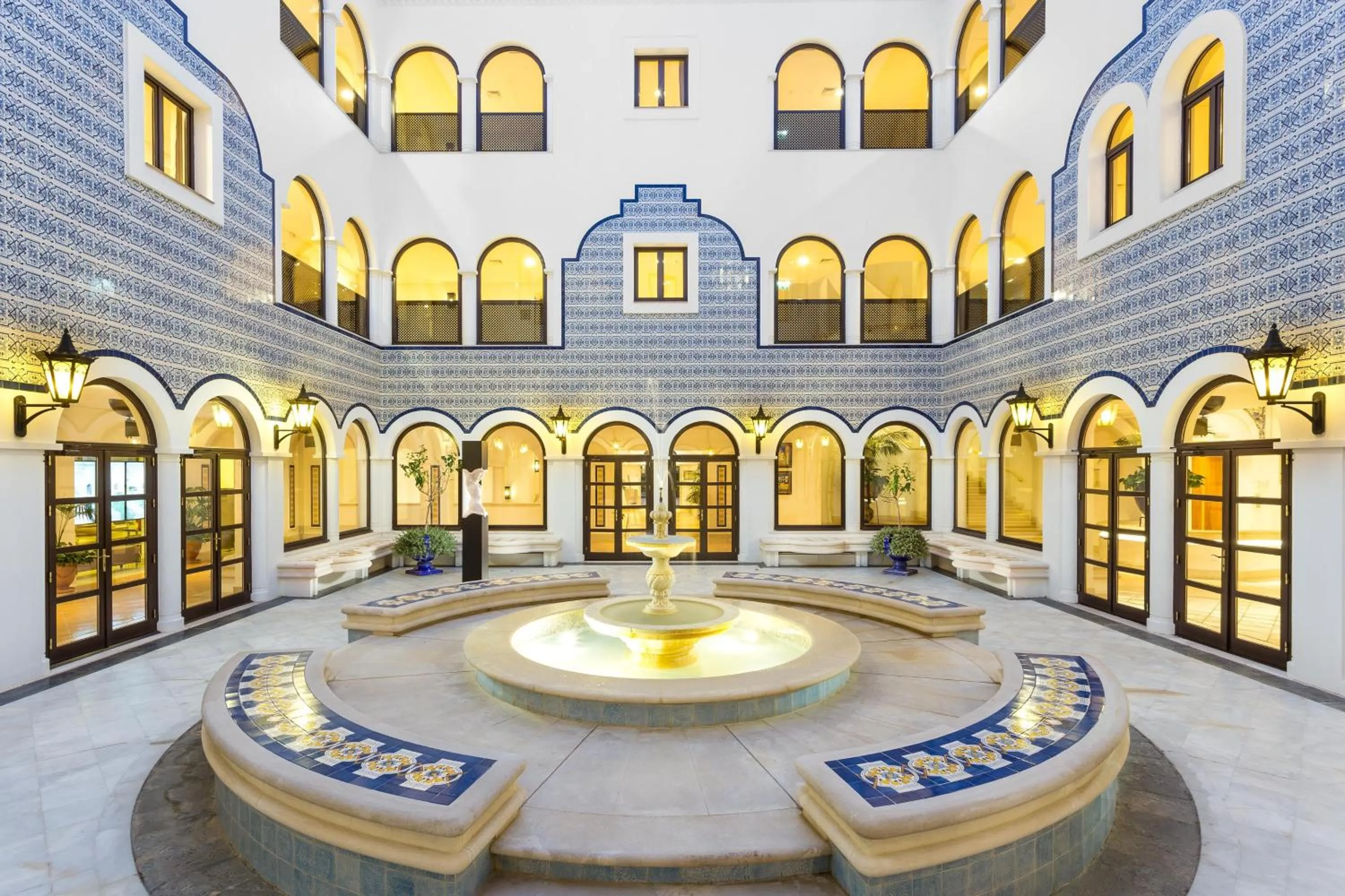 Restaurant/places to eat in Pine Cliffs Hotel, a Luxury Collection Resort, Algarve