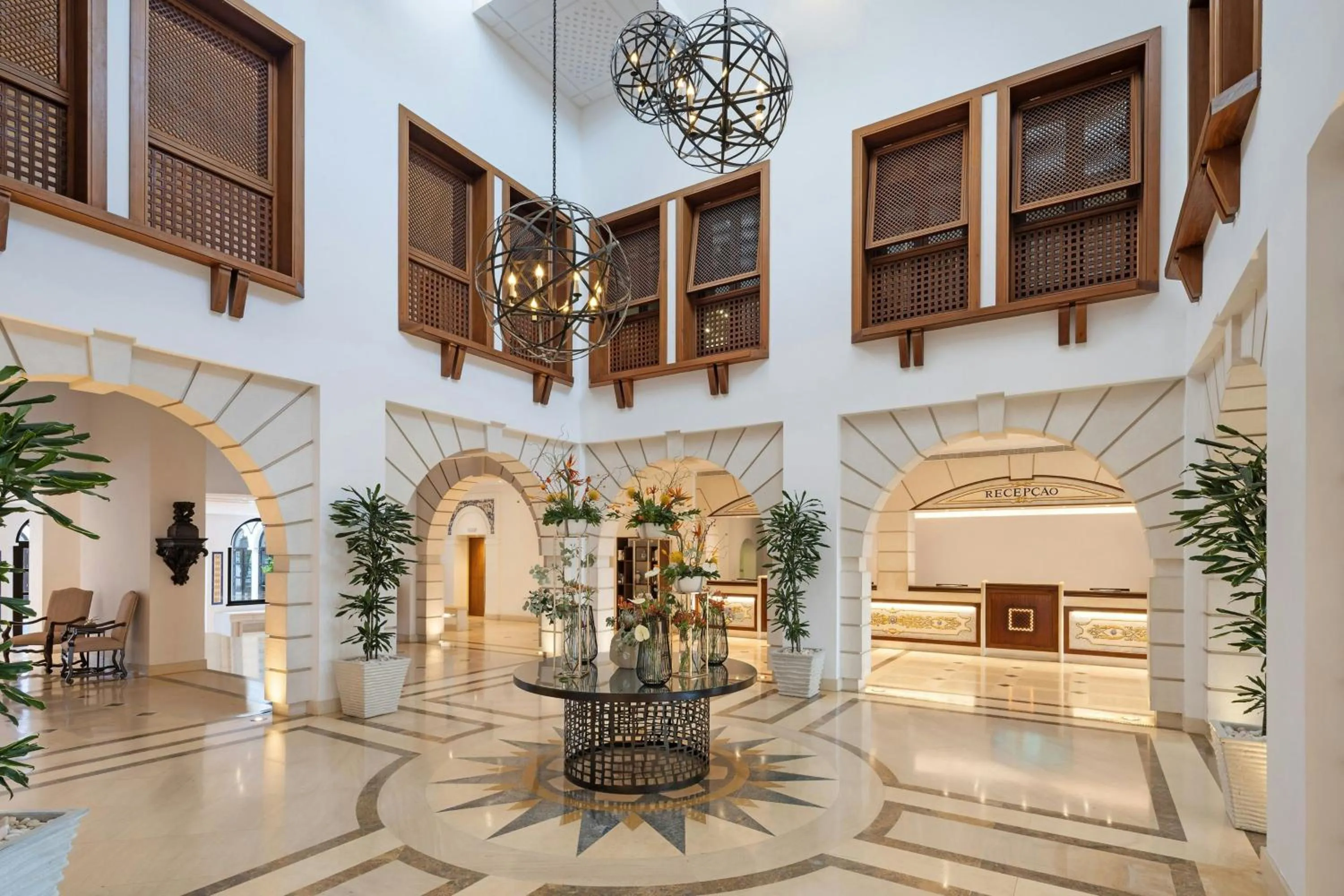 Lobby or reception in Pine Cliffs Hotel, a Luxury Collection Resort, Algarve