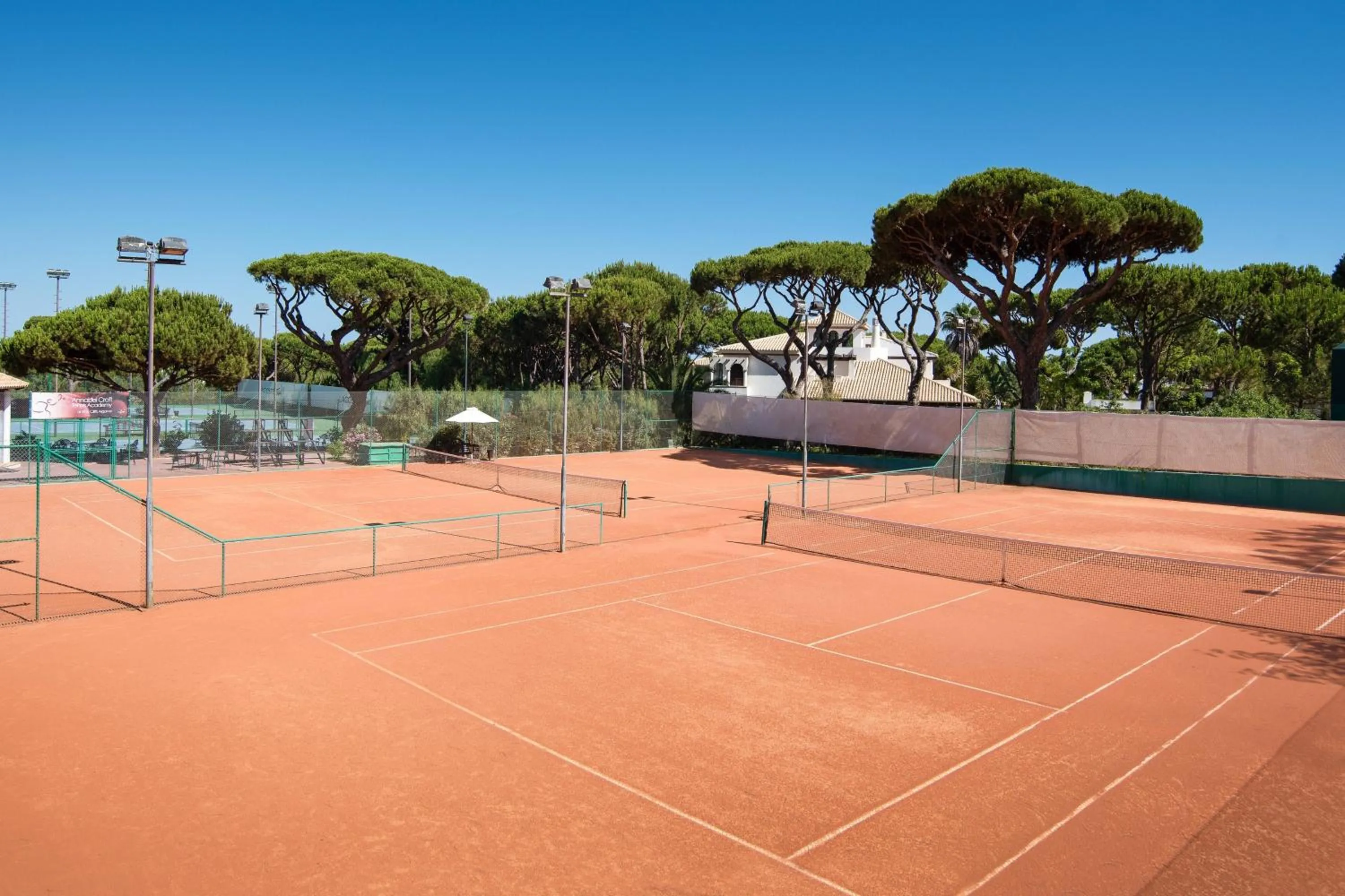 Tennis court in Pine Cliffs Hotel, a Luxury Collection Resort, Algarve