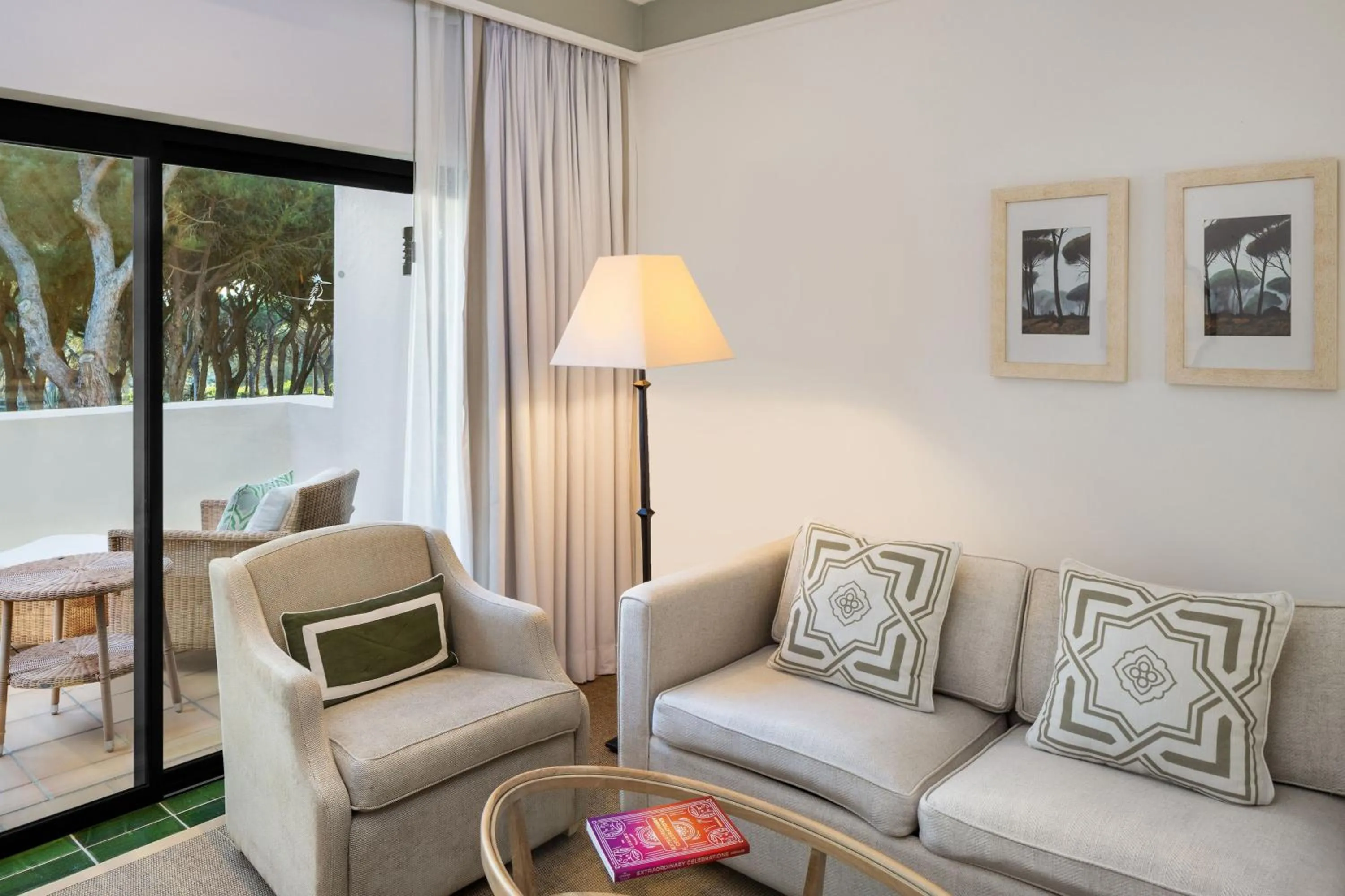 Bedroom in Pine Cliffs Hotel, a Luxury Collection Resort, Algarve