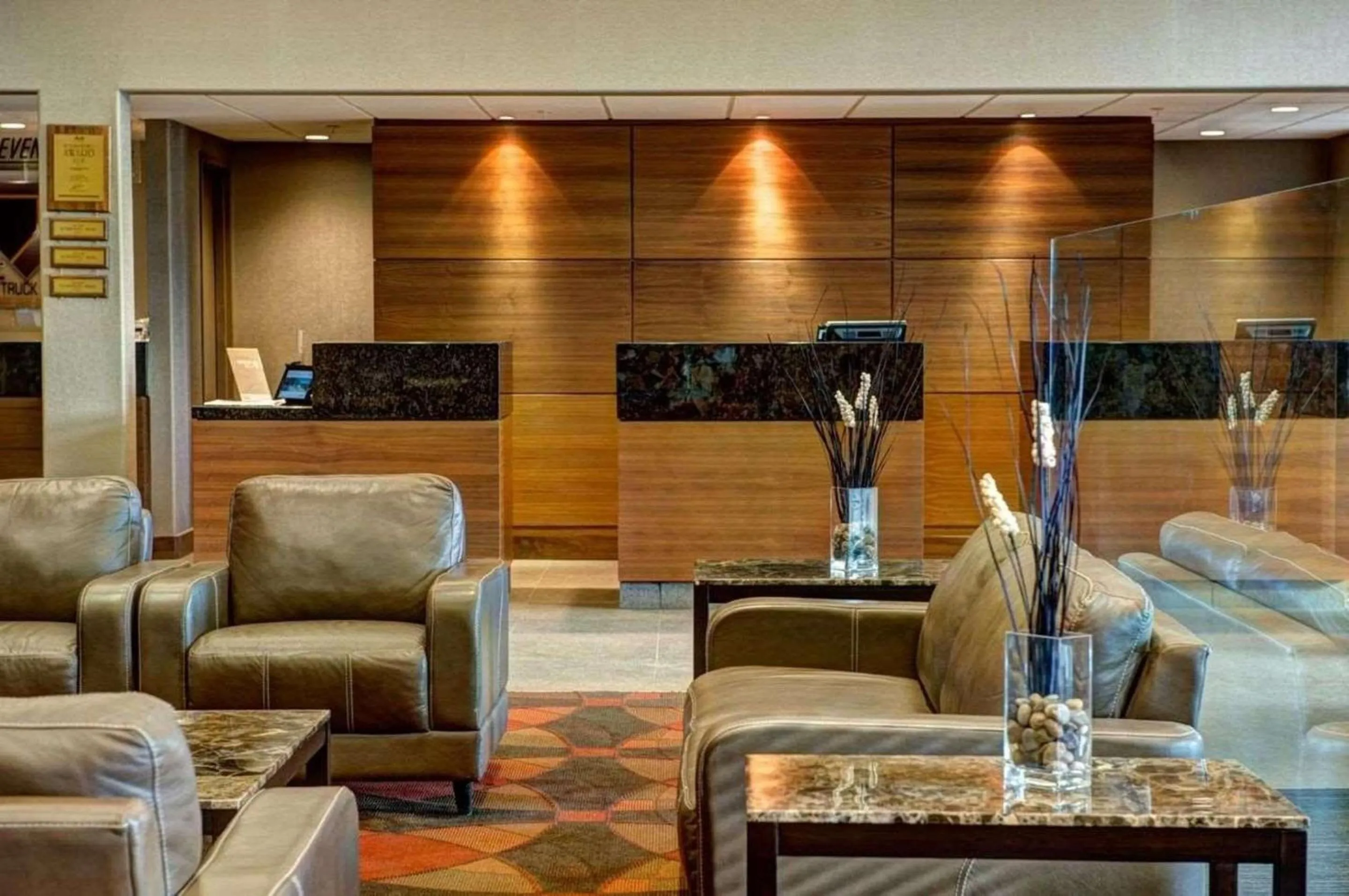 Lobby or reception in Radisson Hotel & Suites Fort McMurray