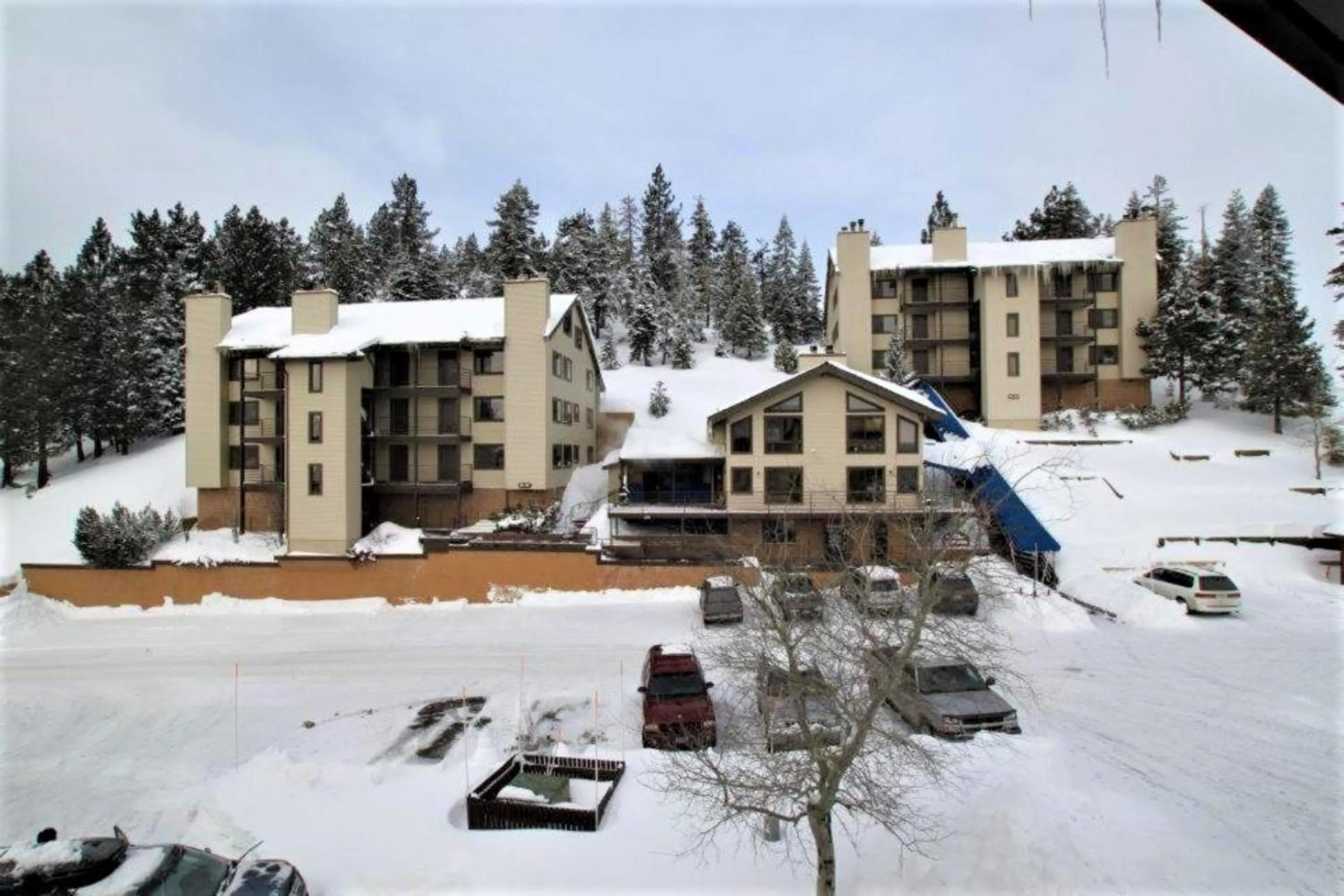 Property building, Winter in Tahoe Summit Village