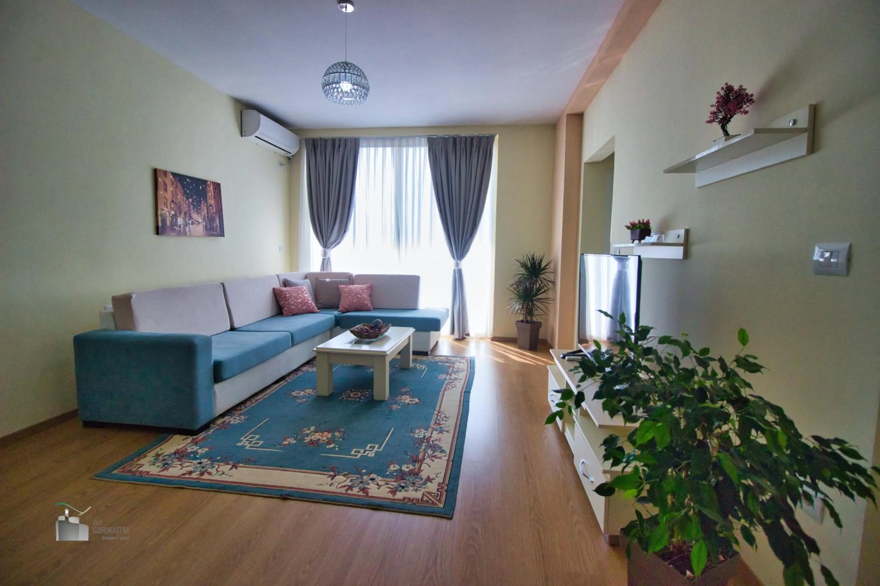 Apartment with Balcony - single occupancy in DAI Apartments