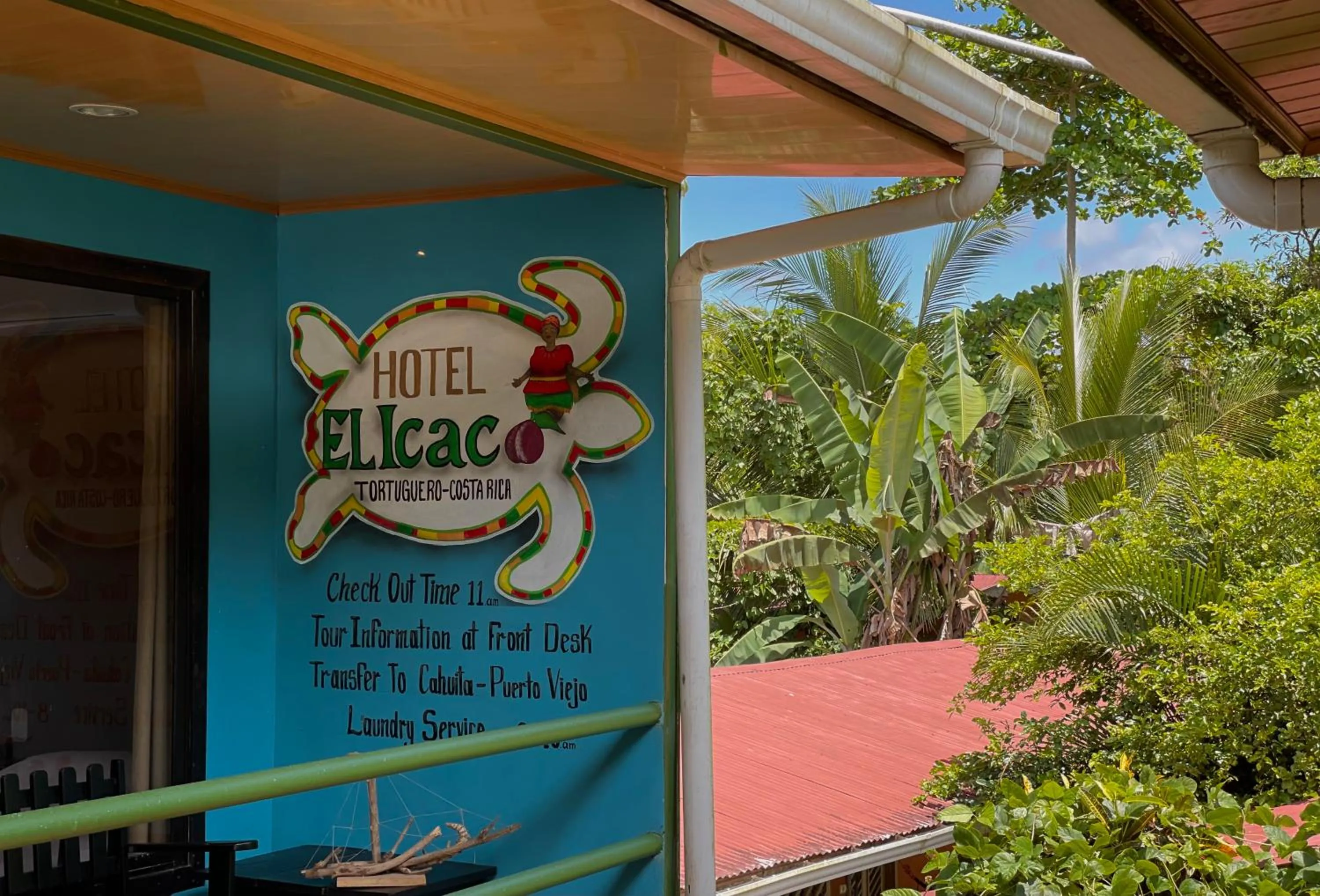 Property logo or sign in Hotel El Icaco Tortuguero