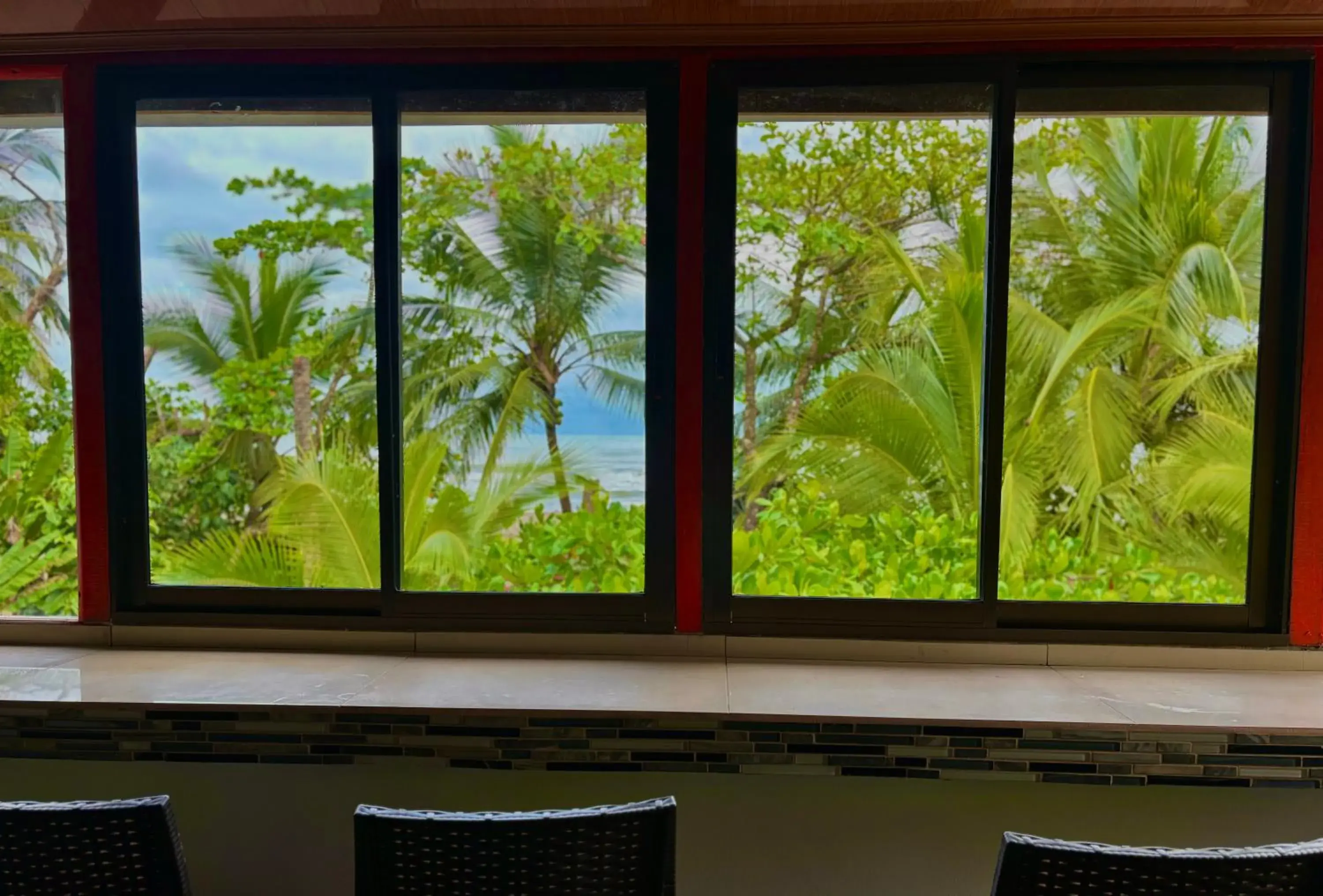 Two-Bedroom Apartment with Sea View in Hotel El Icaco Tortuguero Two-Bedroom Apartment with Sea View in Hotel El Icaco Tortuguero