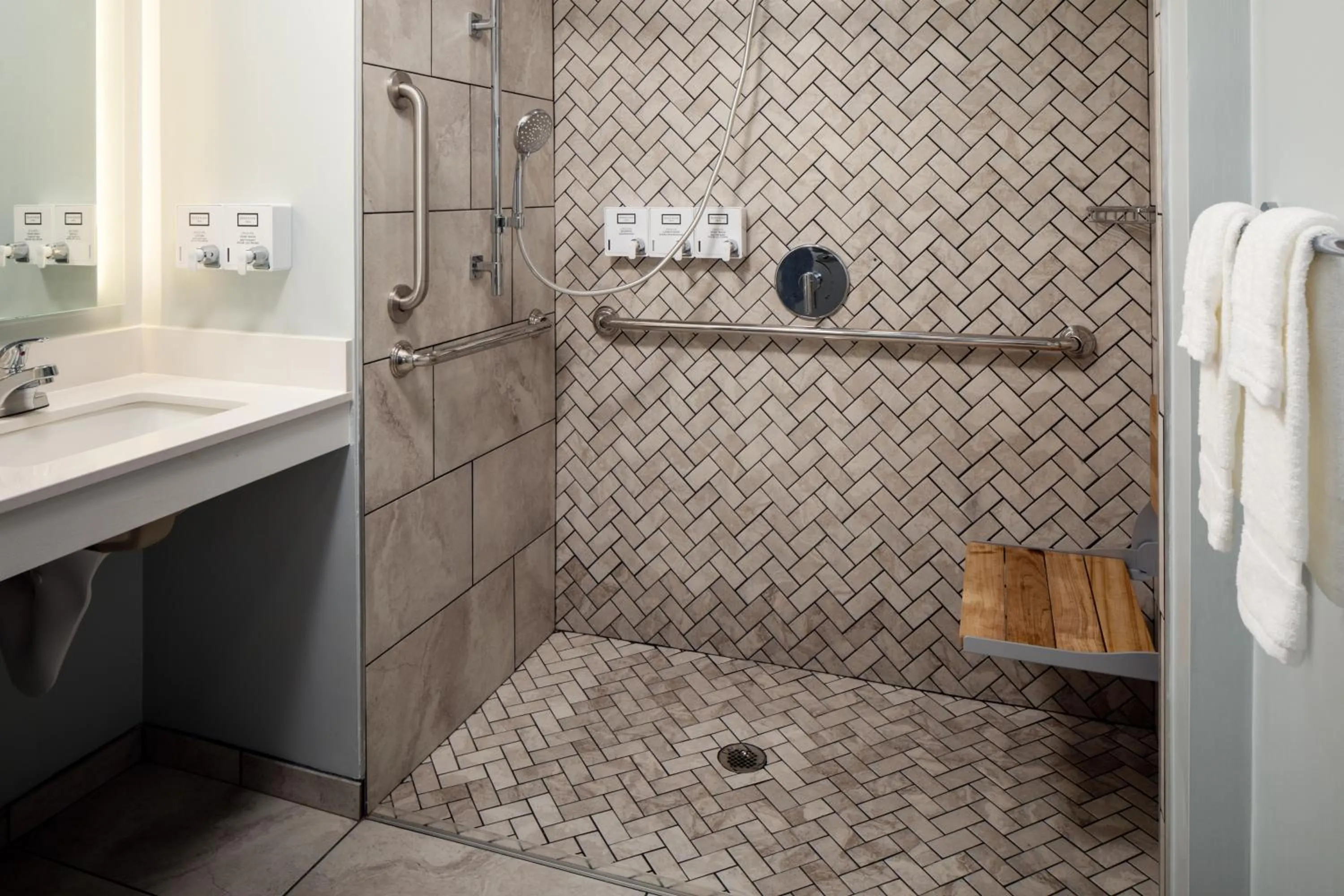 Bathroom in Surfside Hotel and Suites