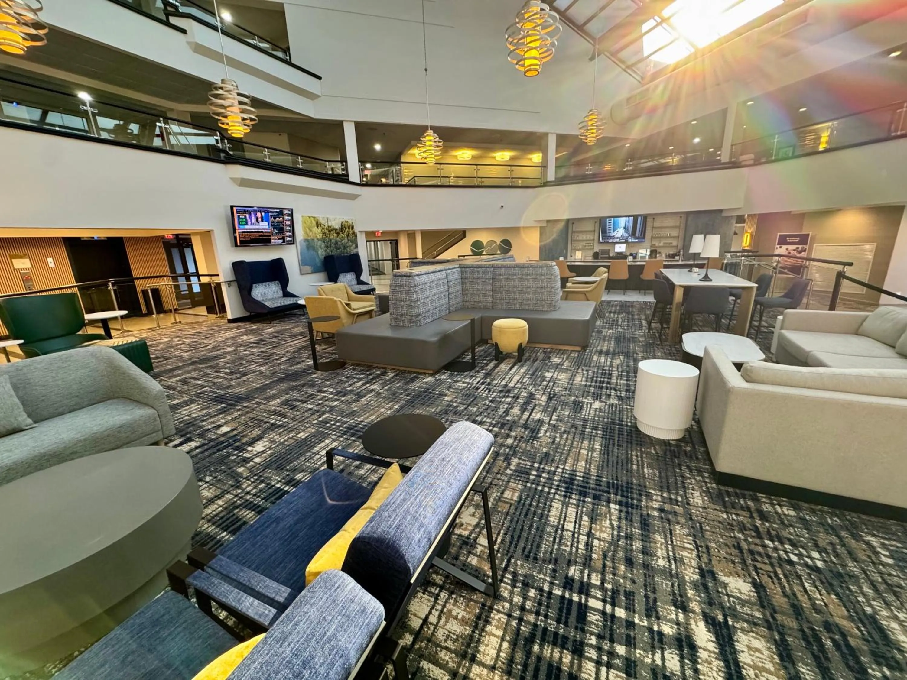 Lobby or reception in DoubleTree by Hilton Richmond - Midlothian