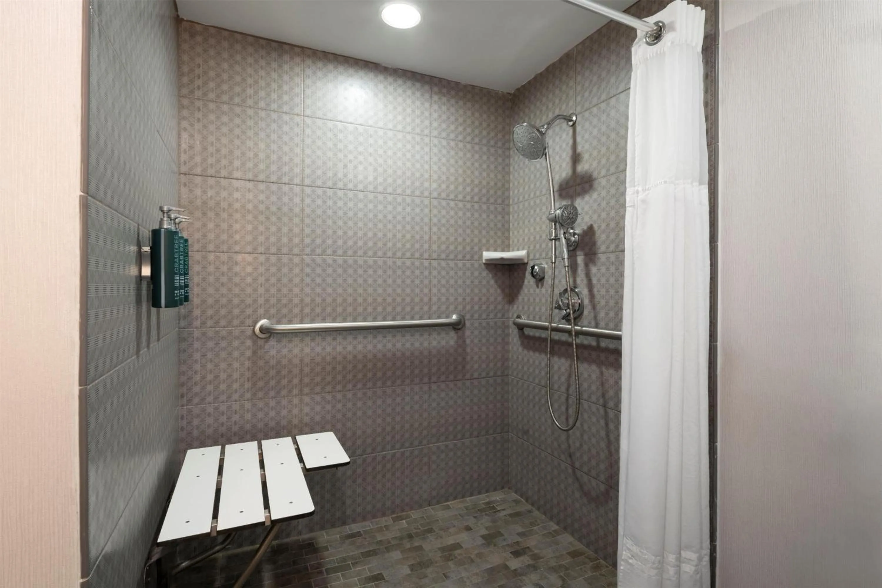 Bathroom in DoubleTree by Hilton Richmond - Midlothian