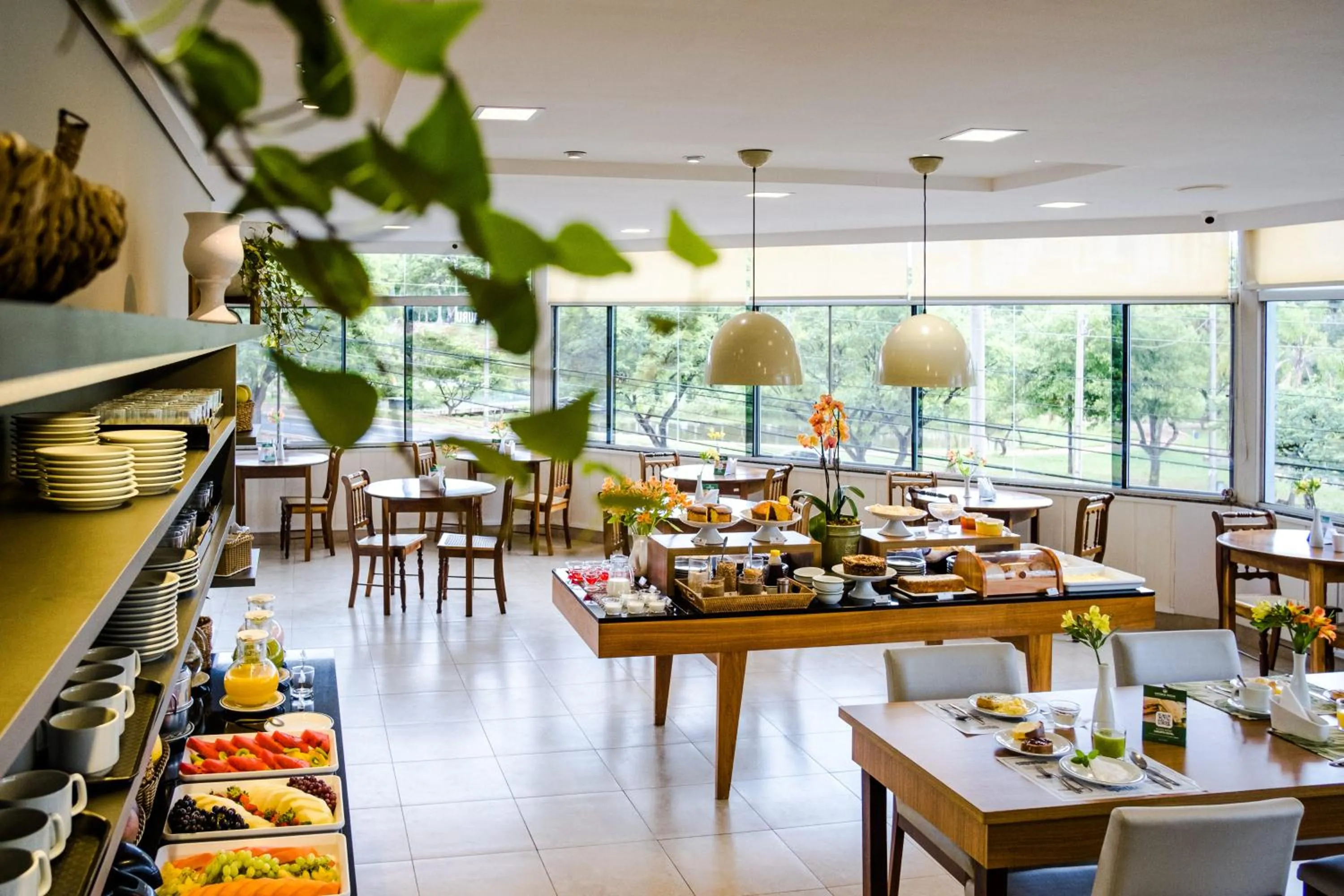 Breakfast in Vitoria Regia Hotel Bauru