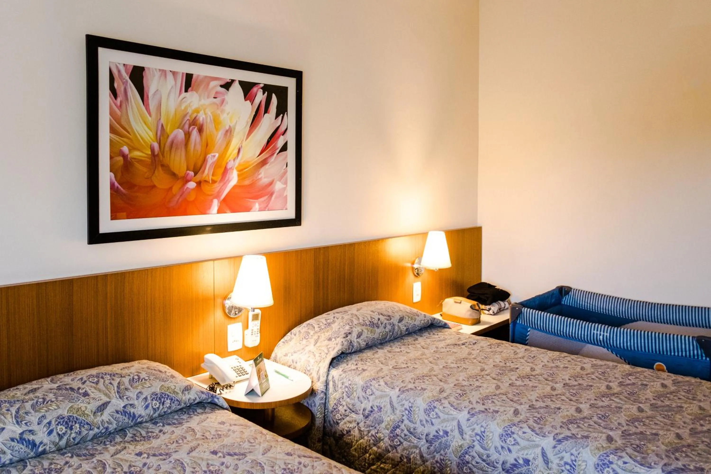 Bed in Vitoria Regia Hotel Bauru