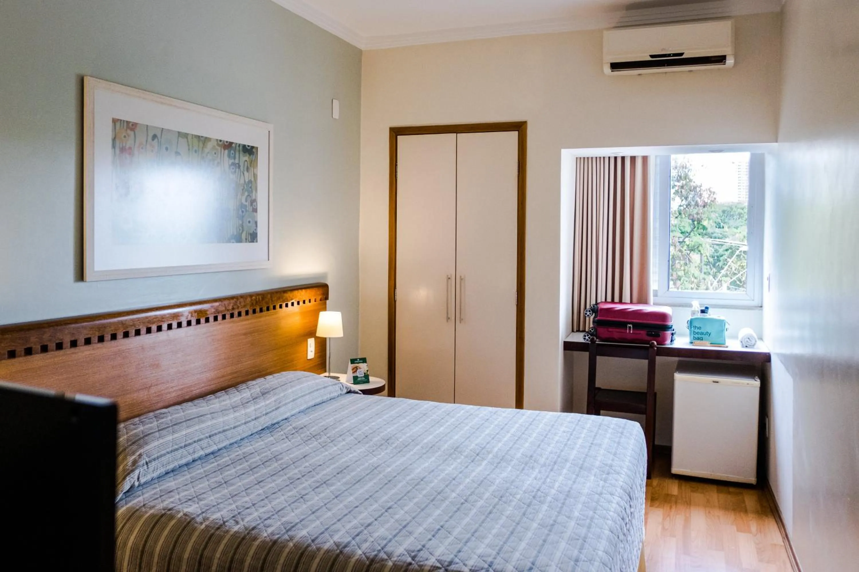 Bed in Vitoria Regia Hotel Bauru