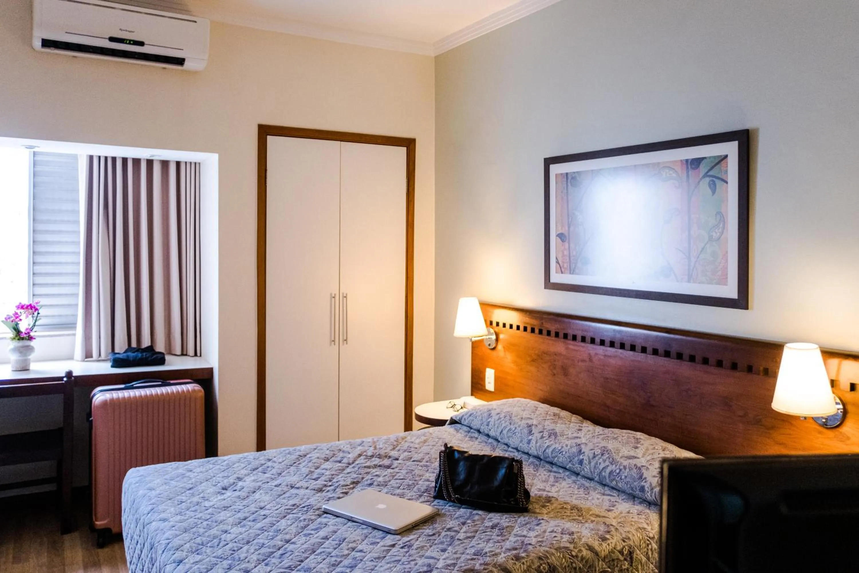 Bed in Vitoria Regia Hotel Bauru