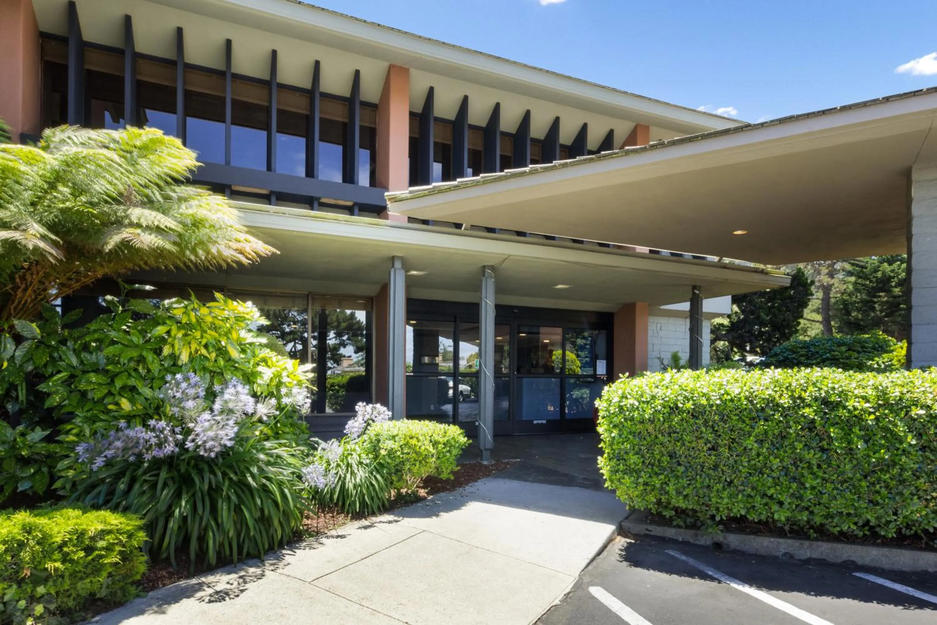 Property building in Red Lion Hotel Monterey