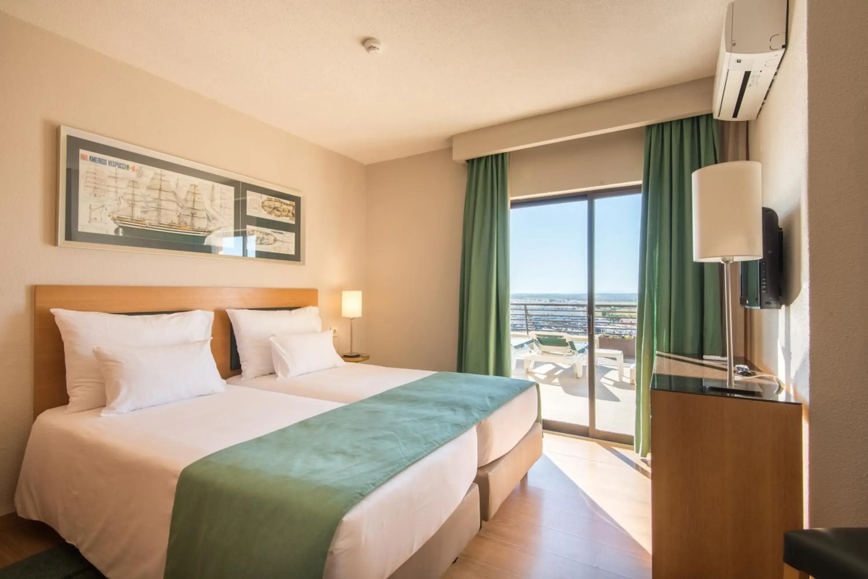 Senior Suite in Vila Gale Marina Senior Suite in Vila Gale Marina