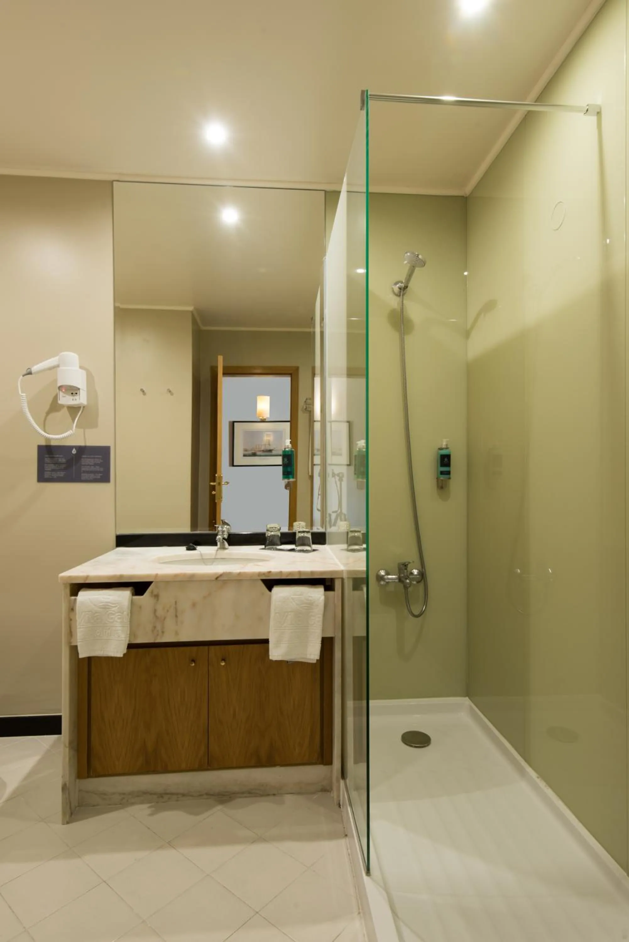 Toilet in Vila Gale Marina