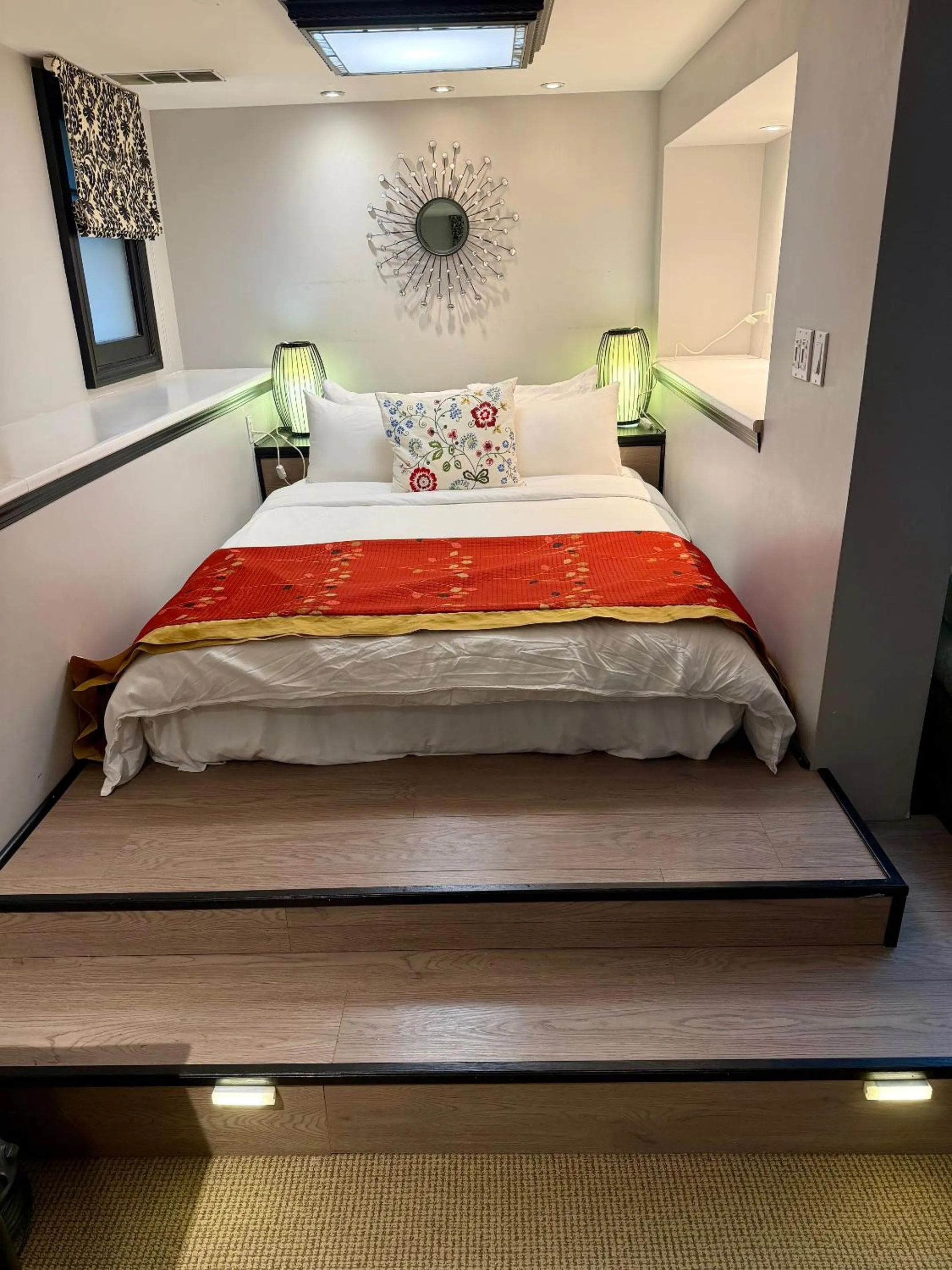 Bed in Barclay House Bed and Breakfast