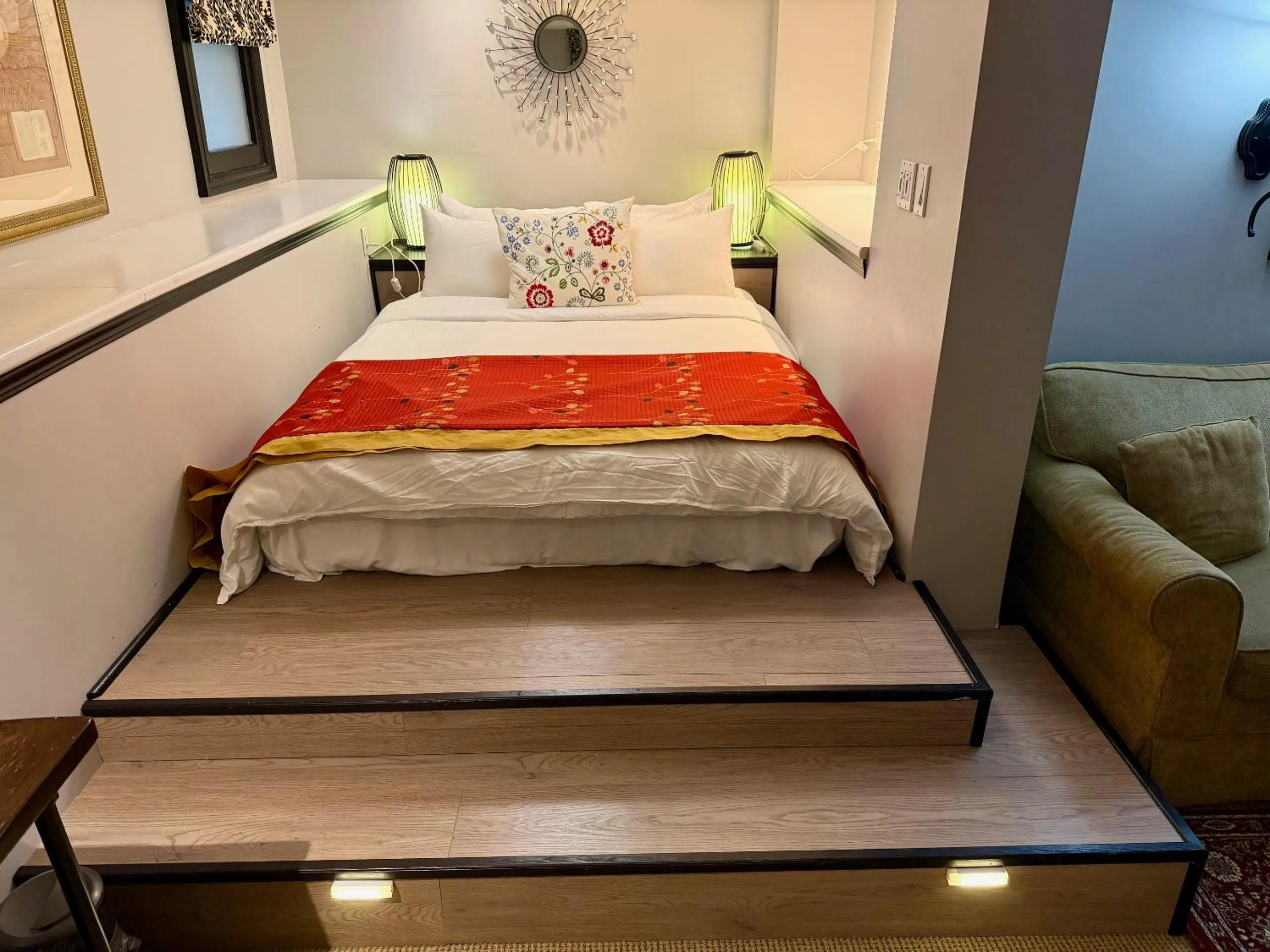 Bed in Barclay House Bed and Breakfast