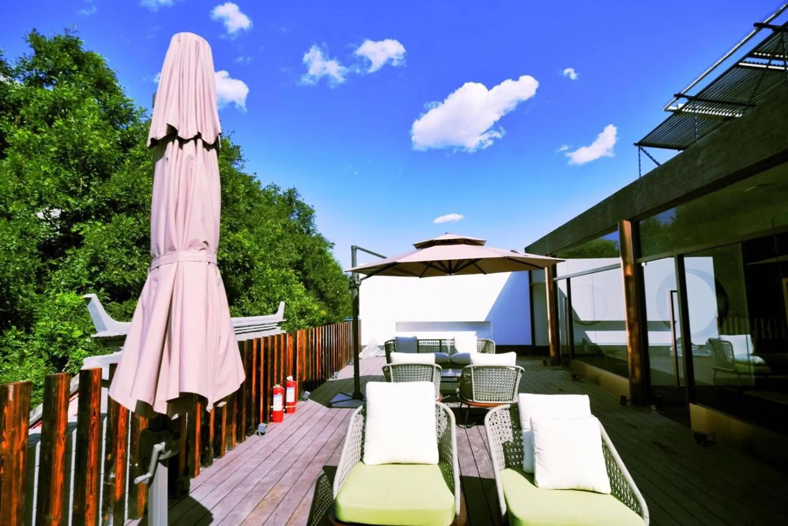 Day in Guipu Beihai Courtyard Hotel Beijing