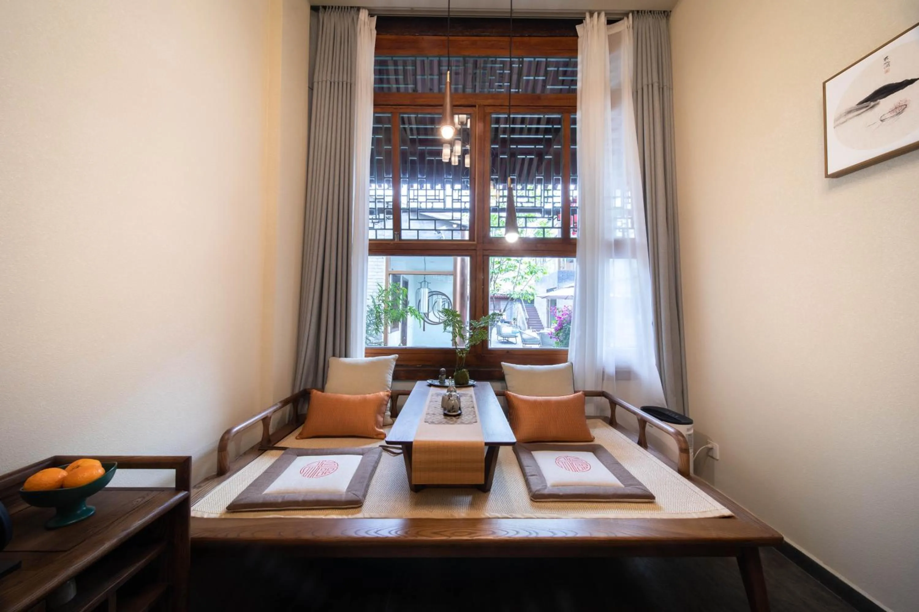 Photo of the whole room in Guipu Beihai Courtyard Hotel Beijing