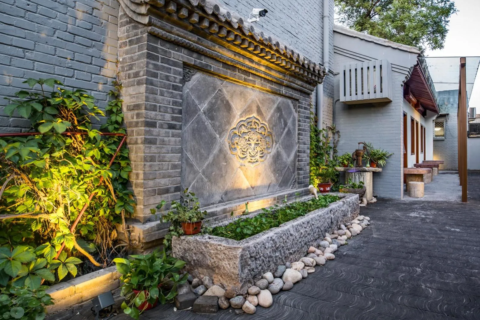 Property building in Guipu Beihai Courtyard Hotel Beijing