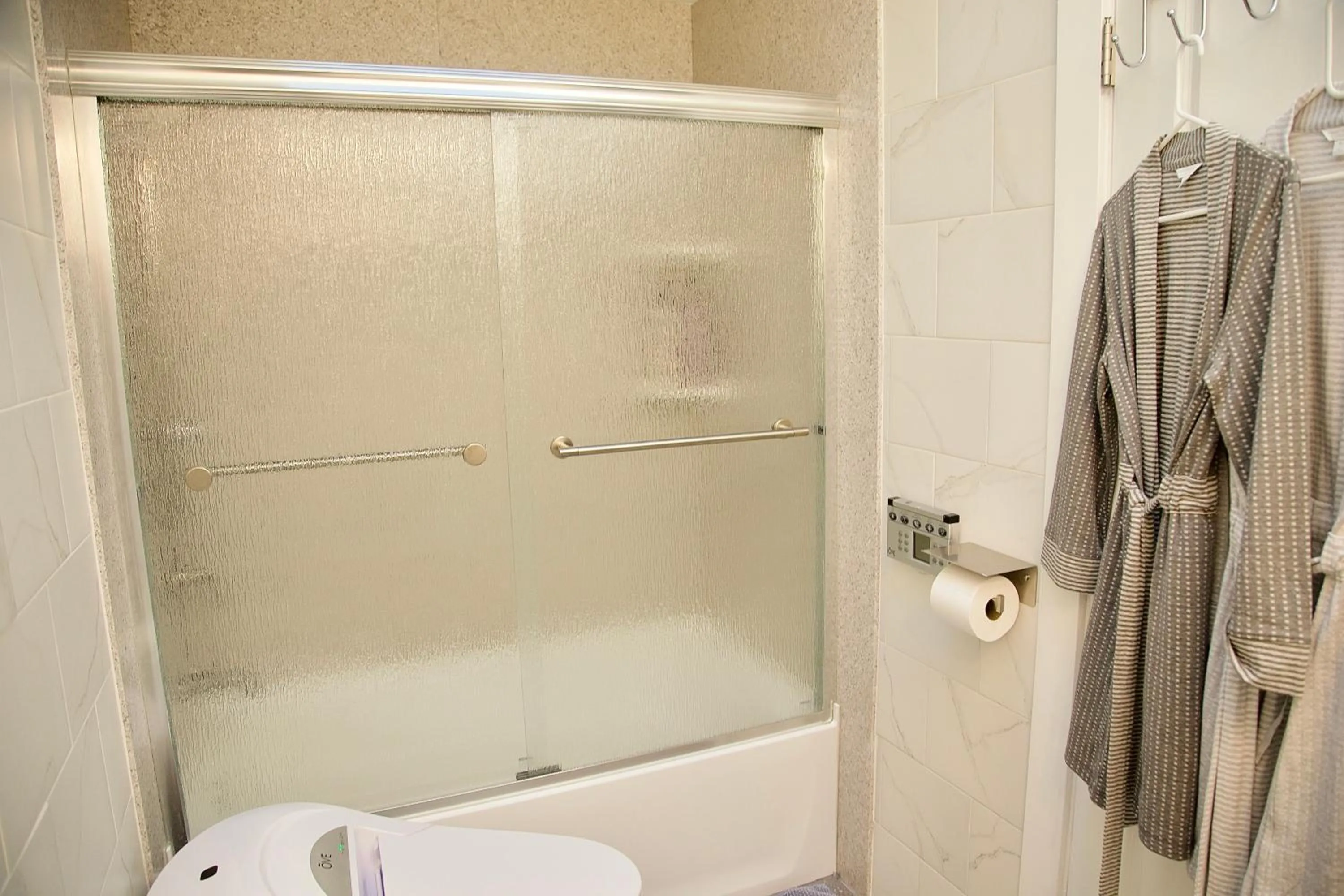 Scenic Lake View Home