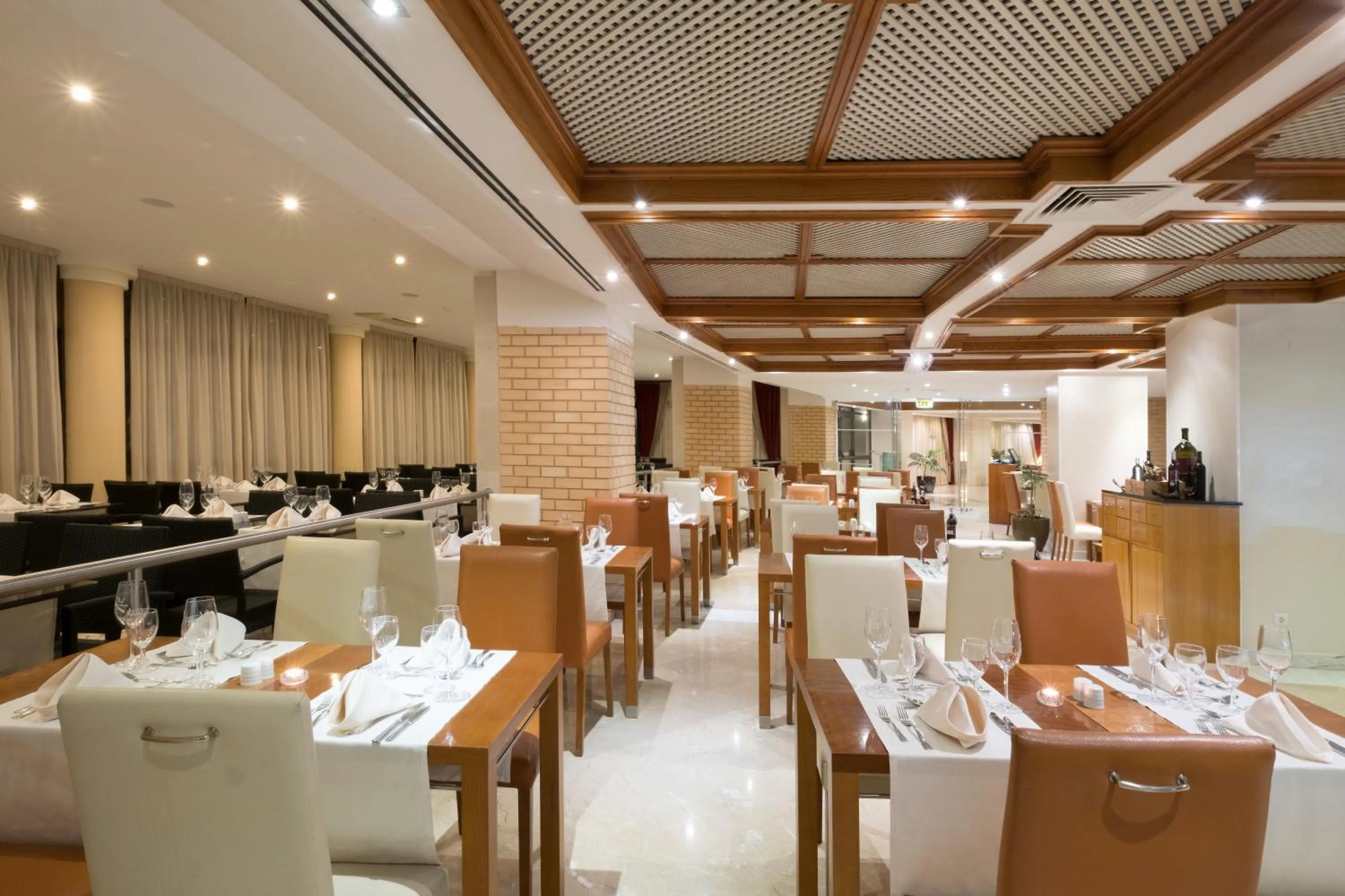 Restaurant/places to eat in Vila Gale Ampalius