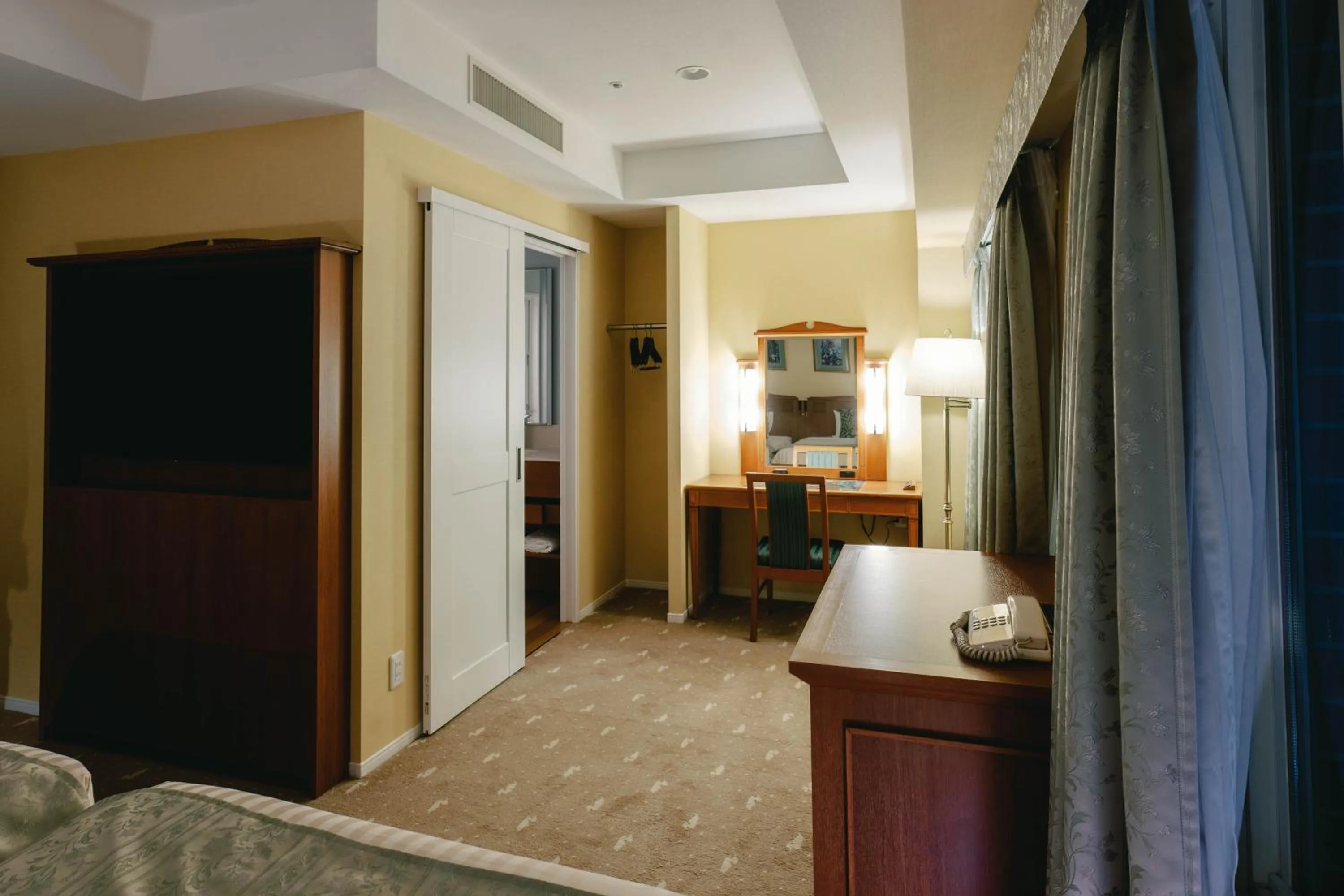 Photo of the whole room, Bed in Hotel Boston Plaza Kusatsu