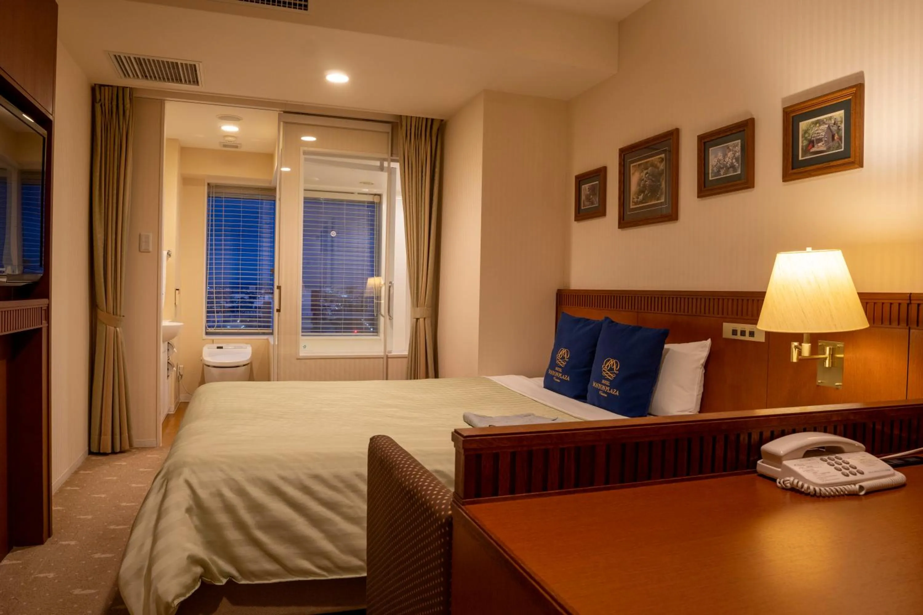 Bed in Hotel Boston Plaza Kusatsu