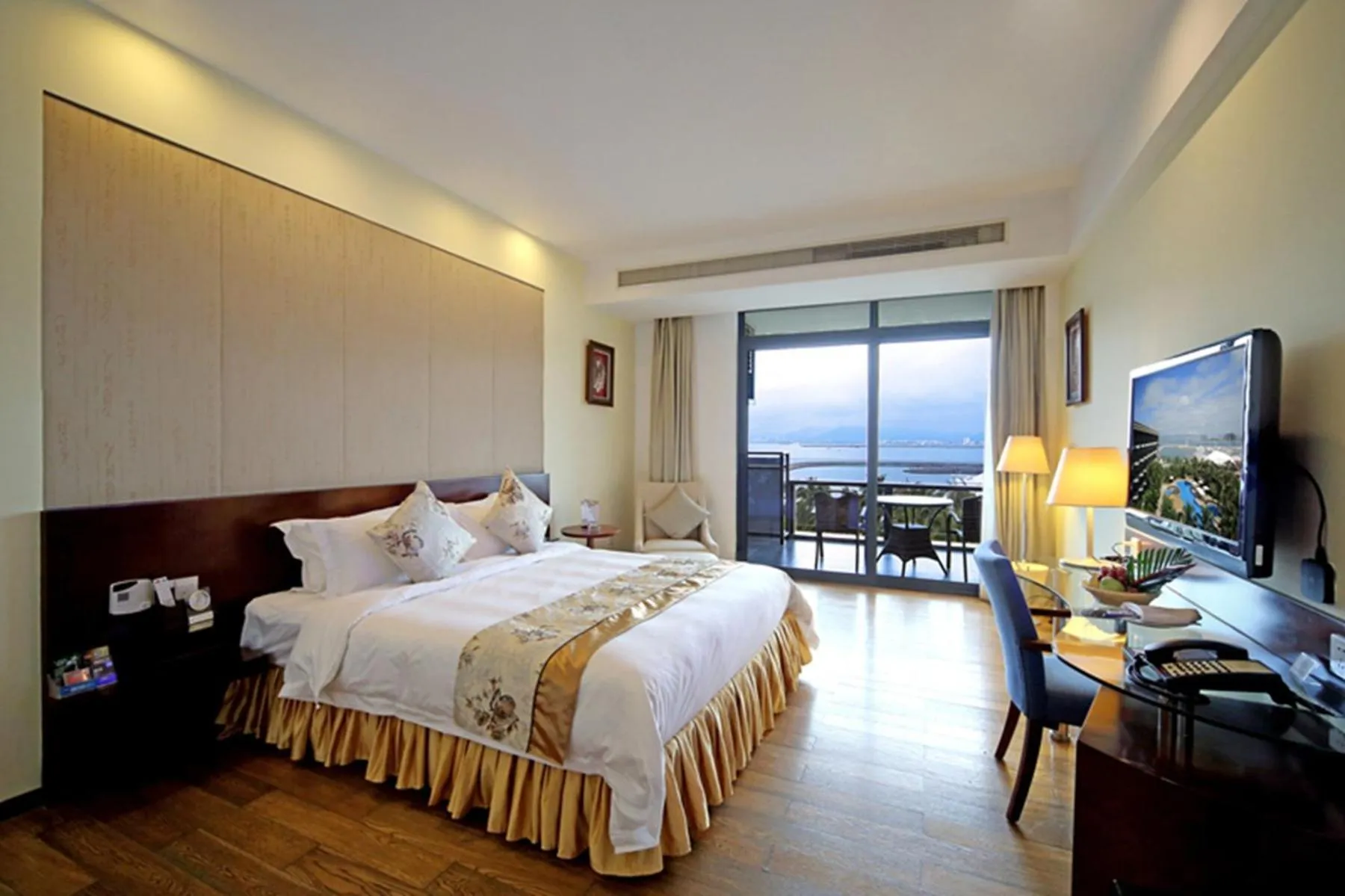 Photo of the whole room in Sanya Serenity Coast Marina Hotel