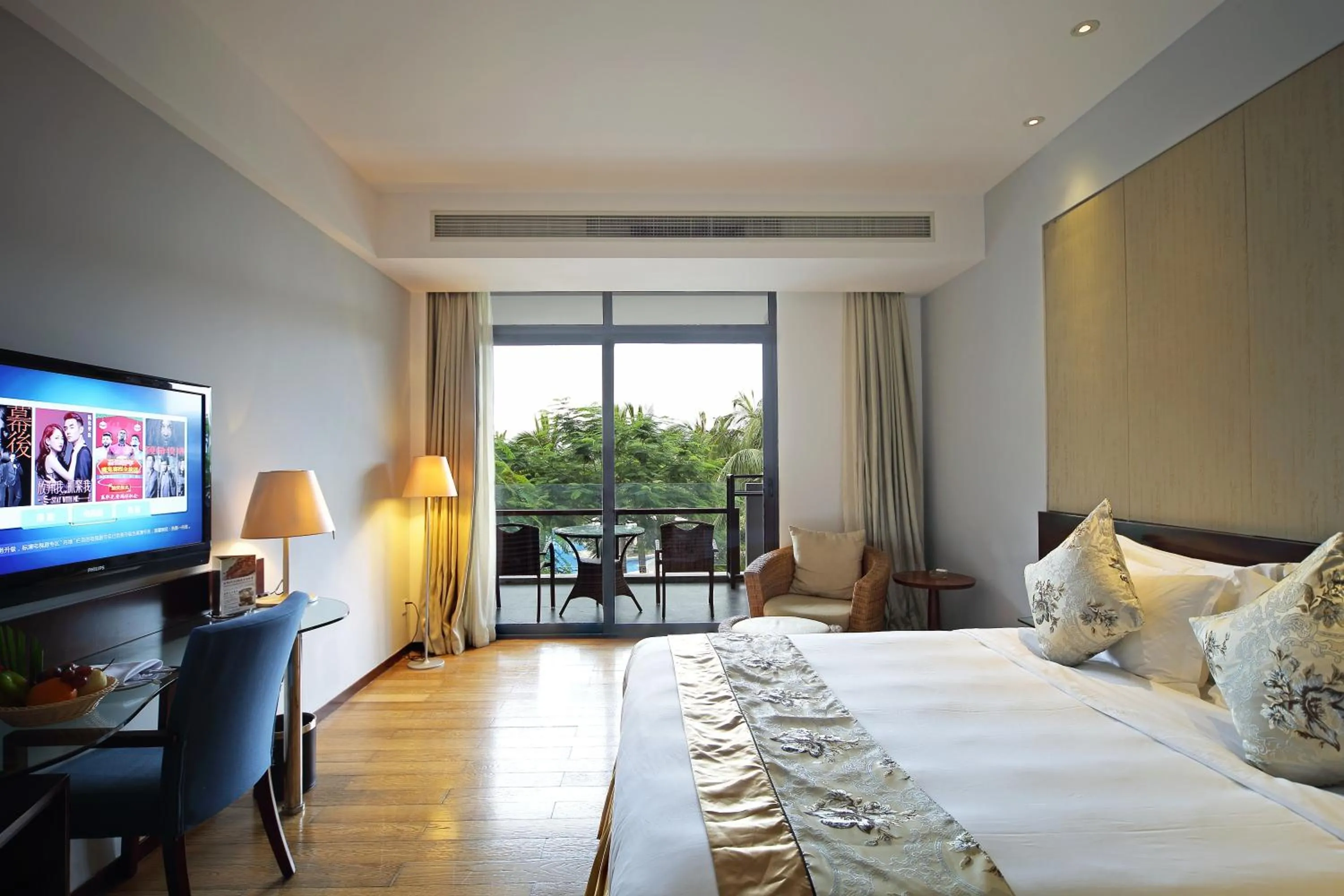 Photo of the whole room in Sanya Serenity Coast Marina Hotel