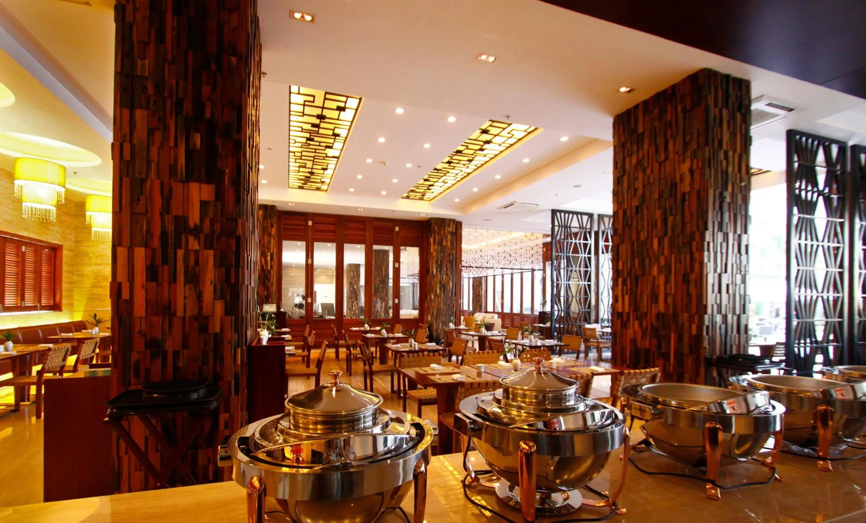 Restaurant/places to eat in Sanya Serenity Coast Marina Hotel