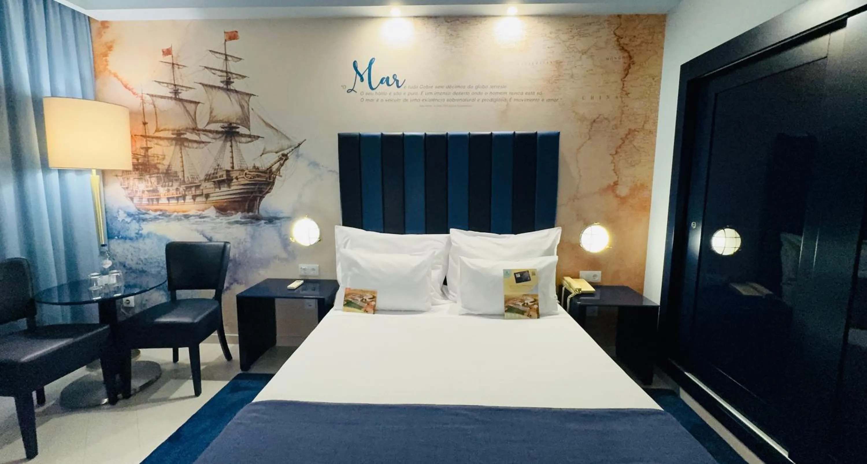 Bed in Vila Gale Nautico