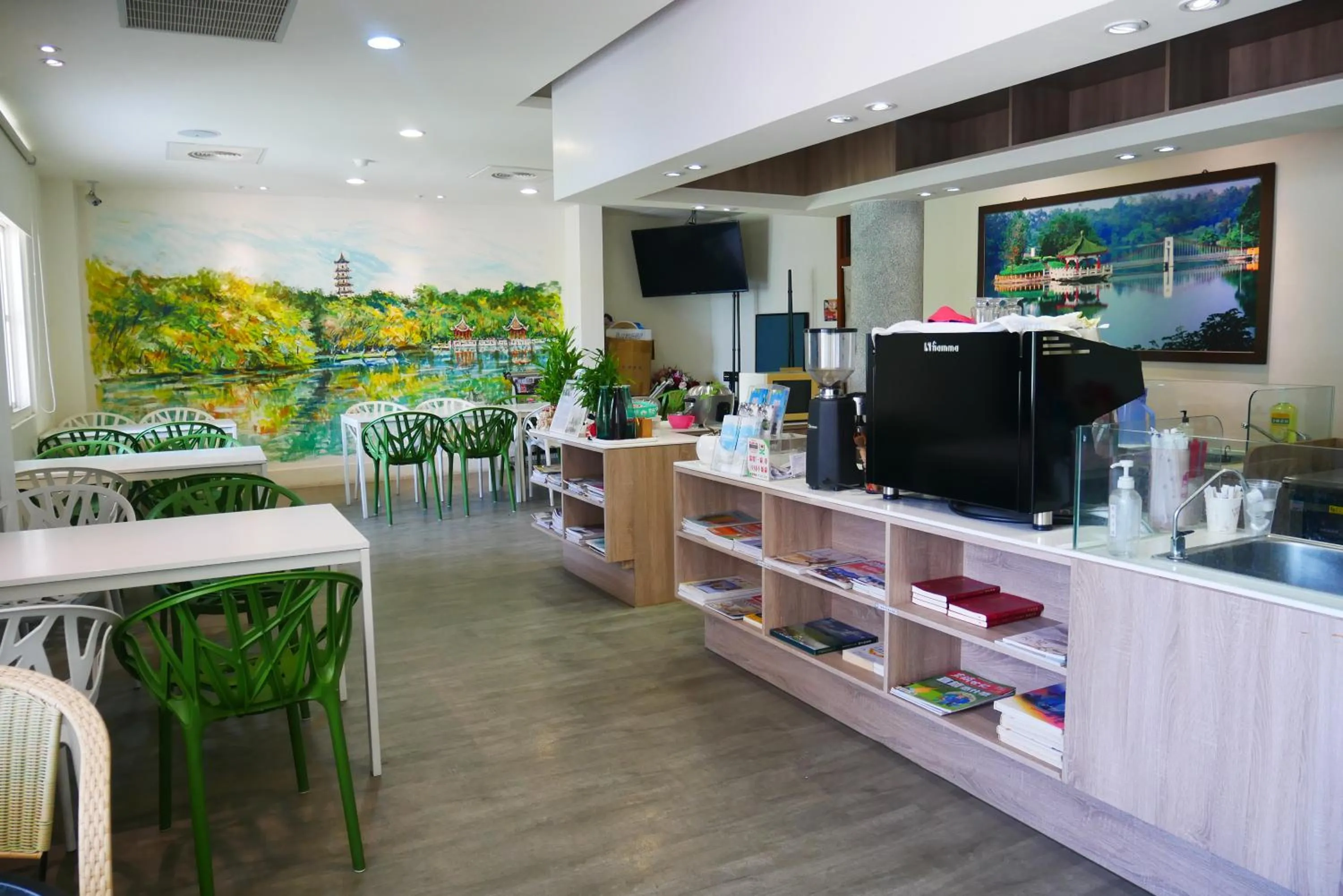 Lobby or reception in Chengching Lakefront Resort