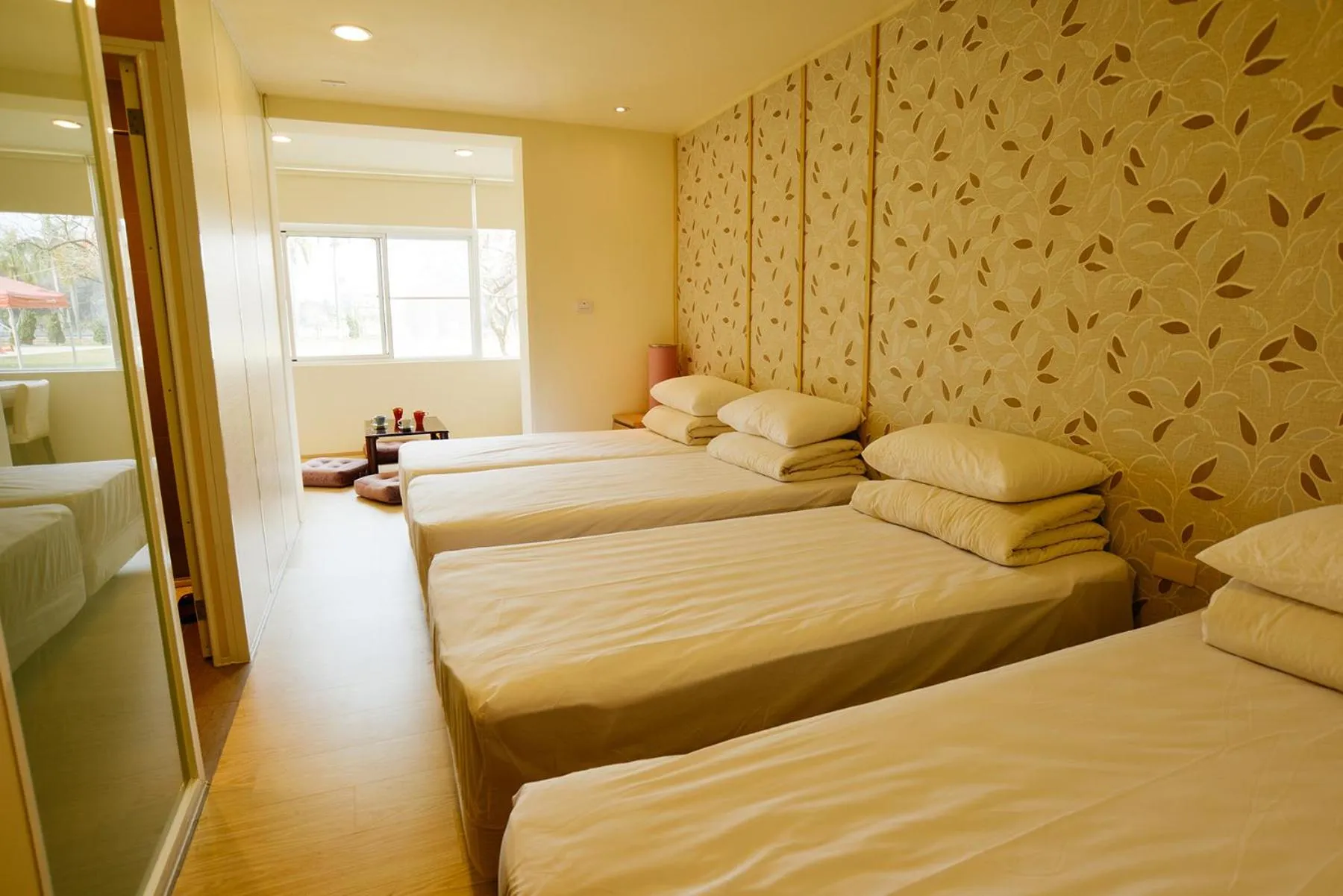 Photo of the whole room, Bed in Chengching Lakefront Resort
