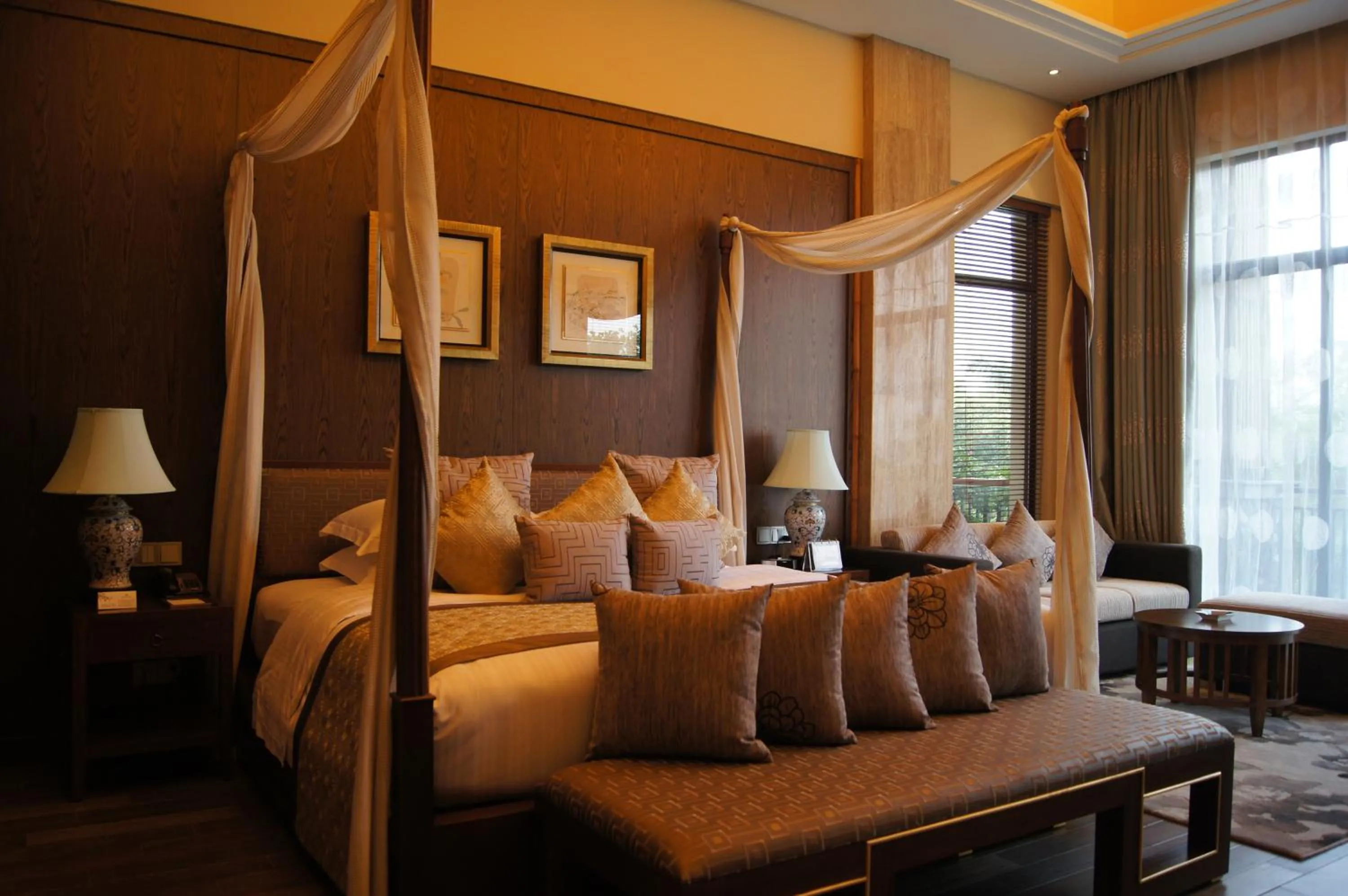 Day in Mission Hills Resort Haikou