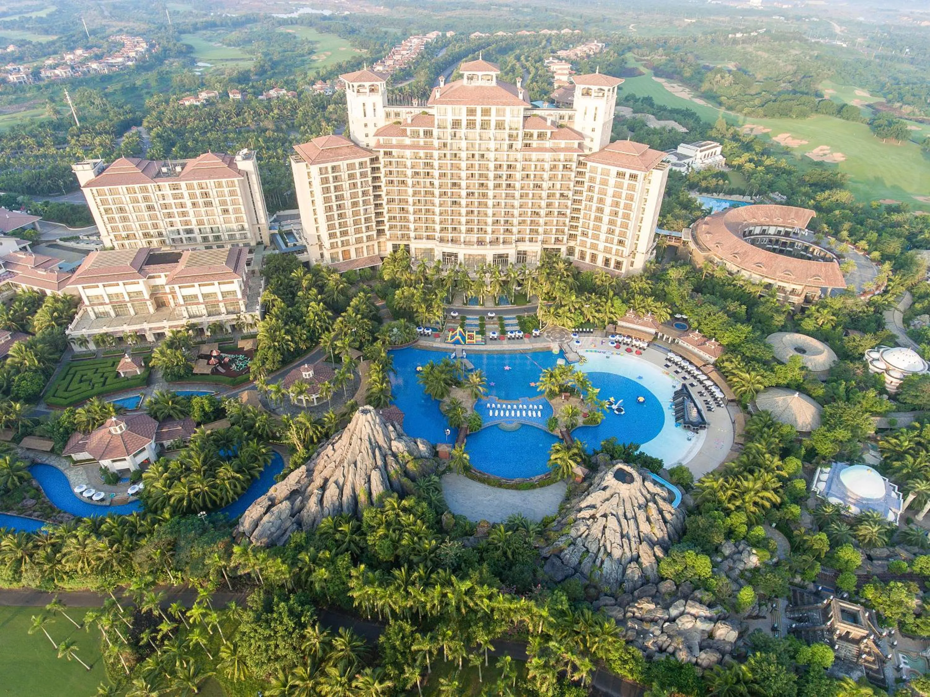 Property building in Mission Hills Resort Haikou