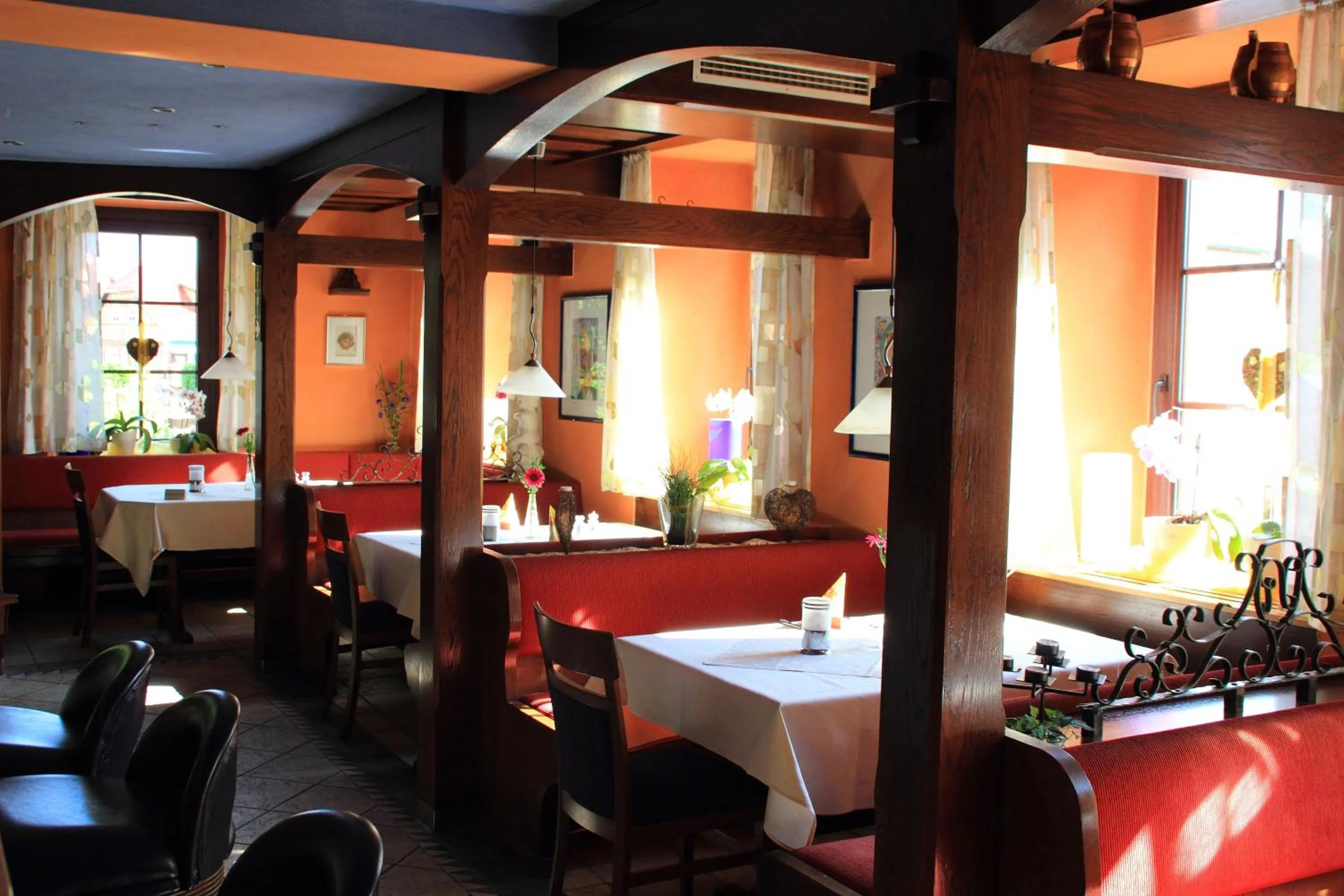 Restaurant/places to eat in Hotel Restaurant Reichsadler