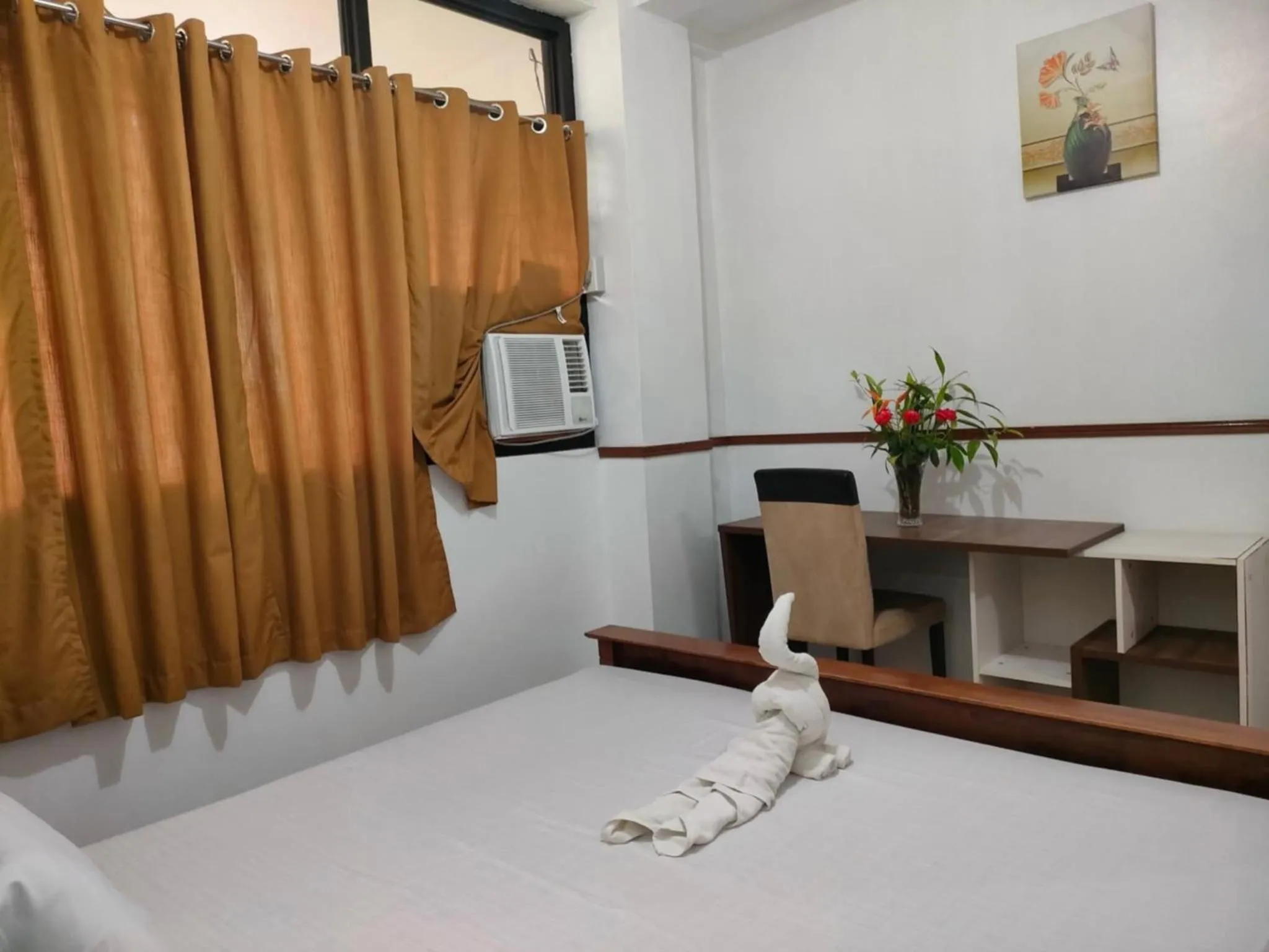 Bed in Axis Pension Hotel