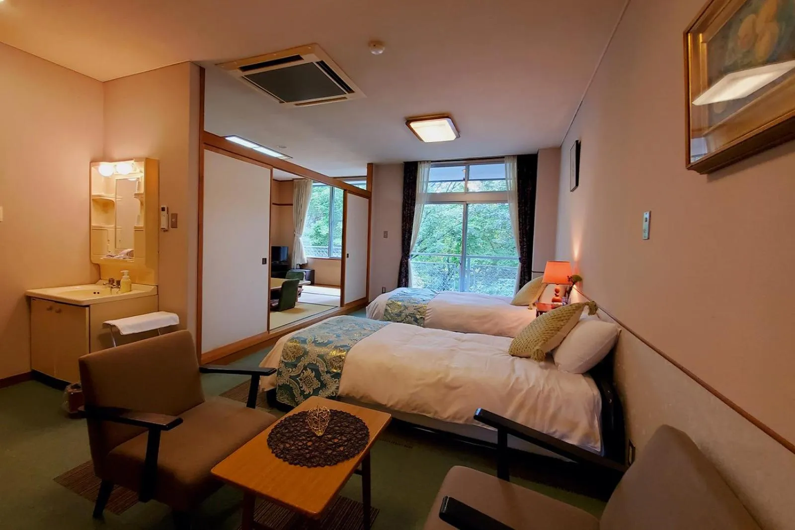 Photo of the whole room, Bed in Guestroom Garden Azumino